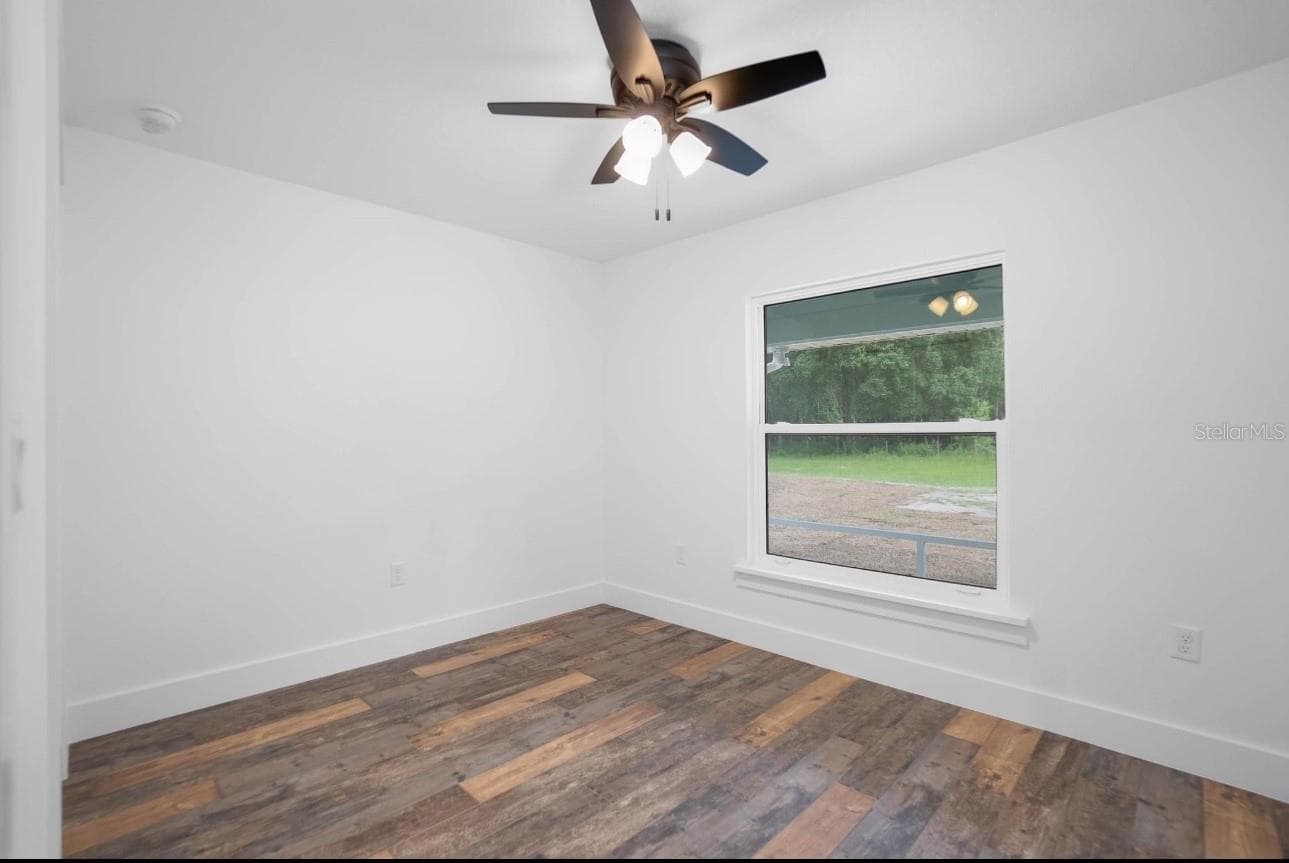 Single Family Residence at 967 CR 753S, WEBSTER, photo 32 of 53