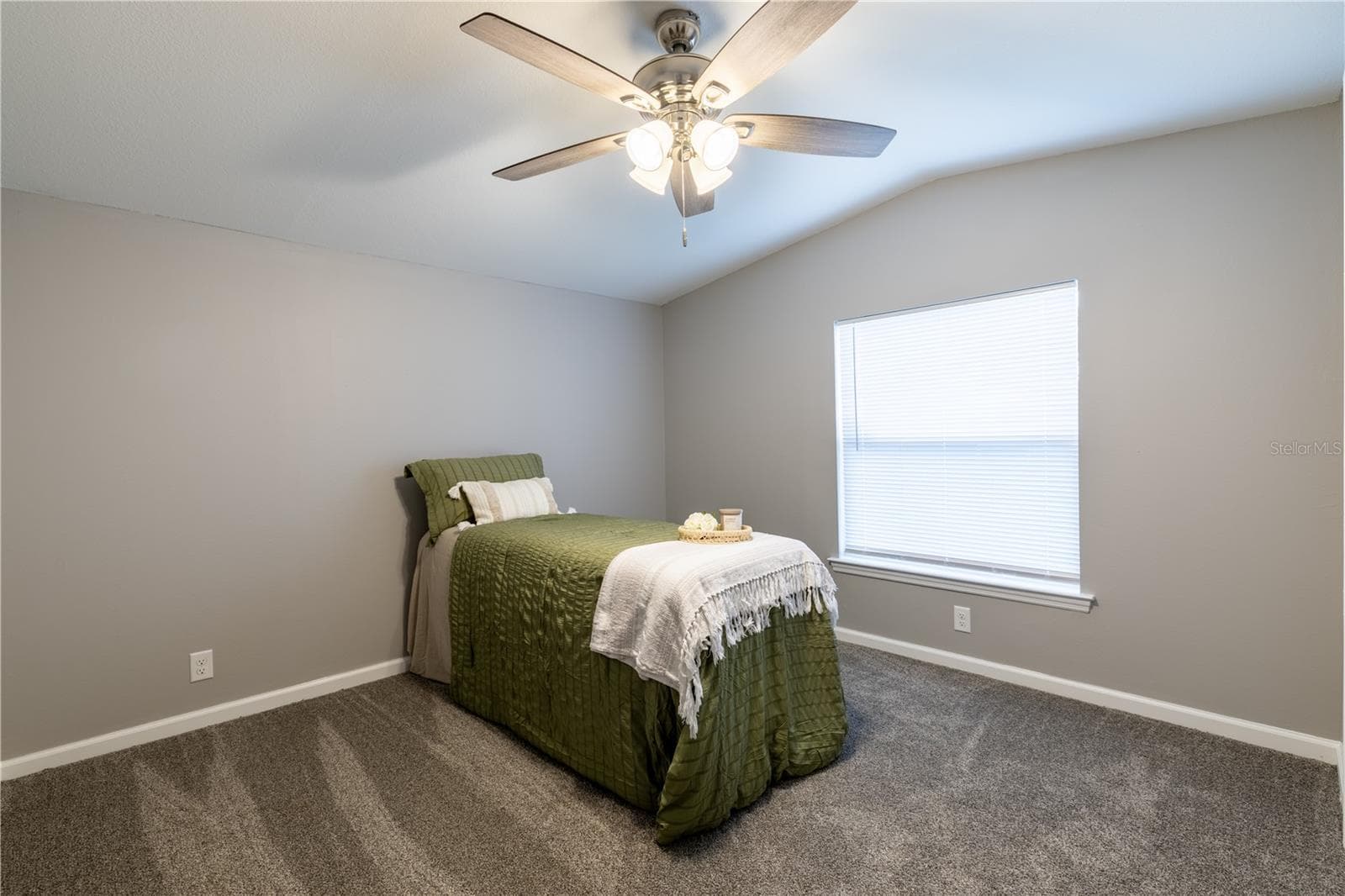 Manufactured Home at 12551 NE 14TH ST, WILLISTON, photo 17 of 73