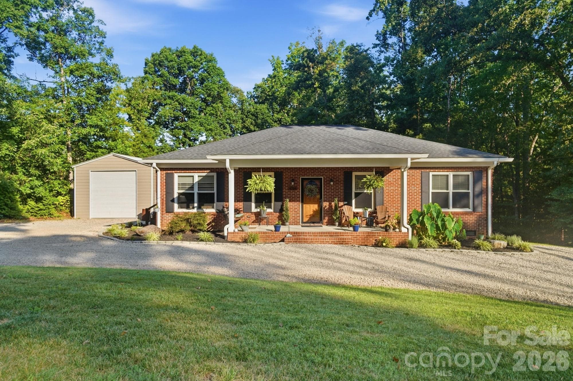 Single Family Residence at 4739 Mountain Island Drive W, Charlotte, photo 5 of 47
