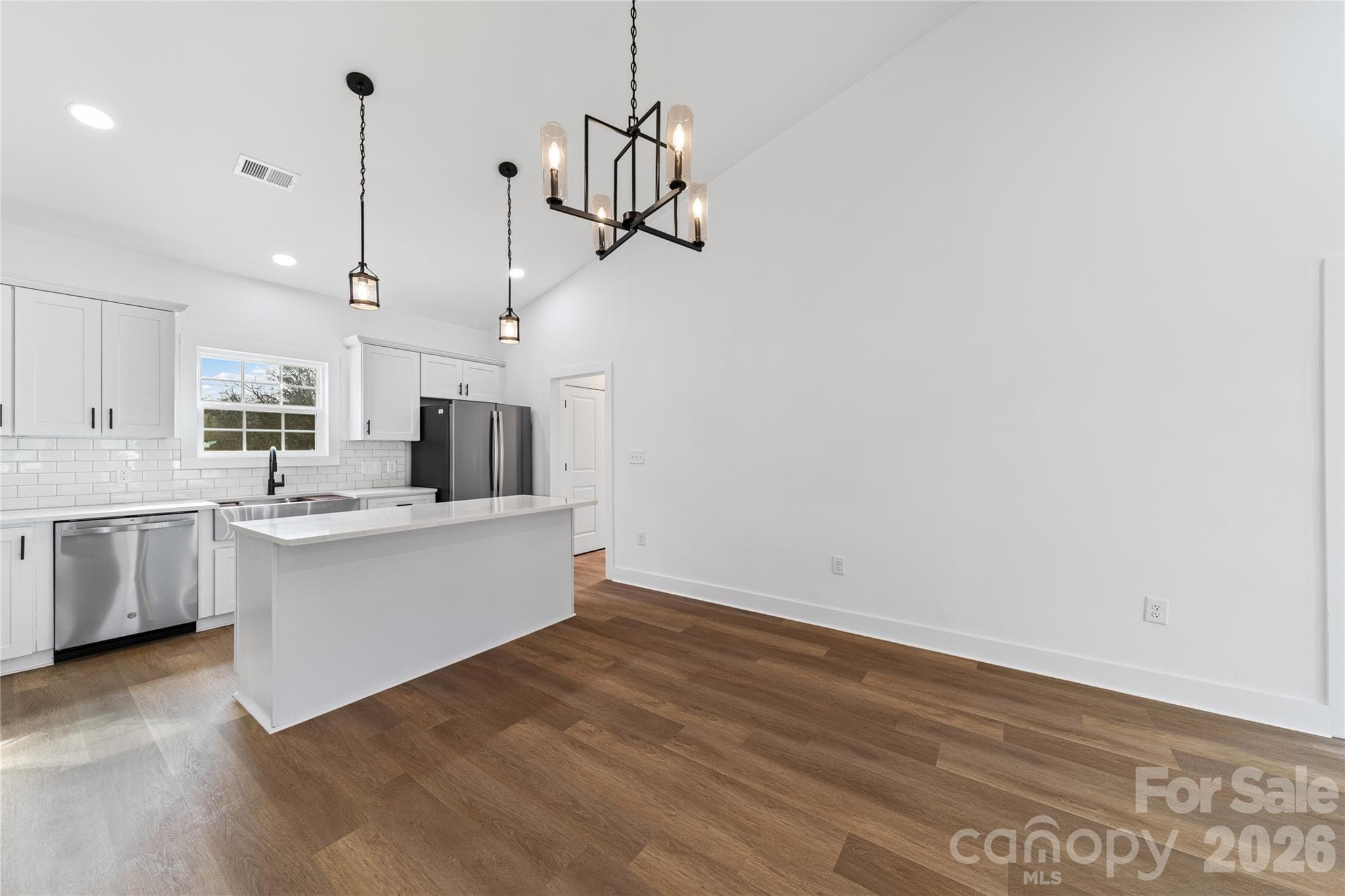 Kitchen / Dining area - 412 S Hill Street, Gastonia