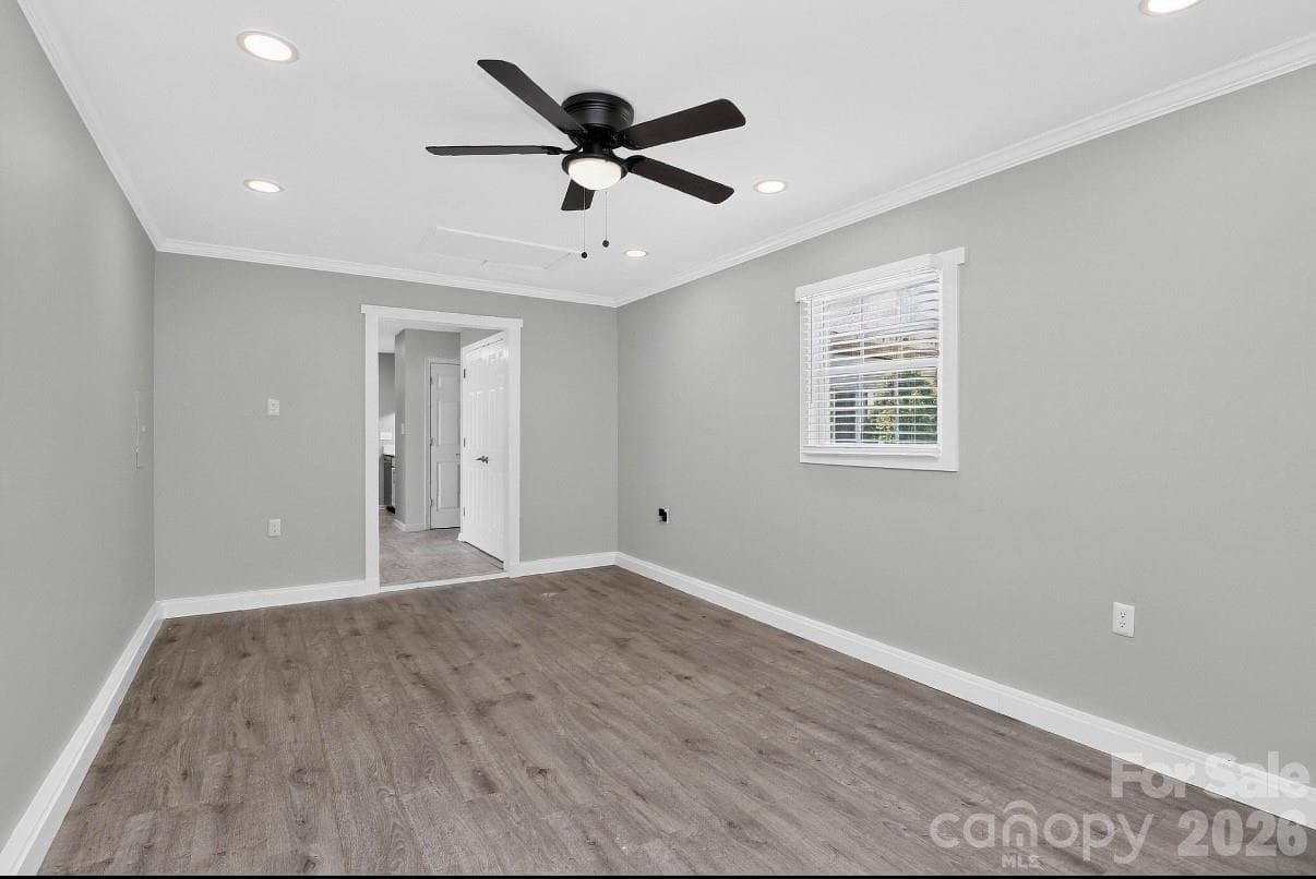 Single Family Residence at Charlotte, photo 11 of 37