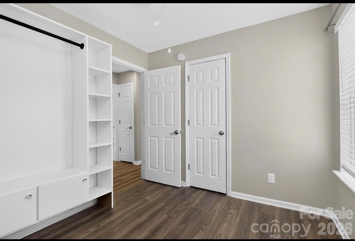 Single Family Residence at Charlotte, photo 20 of 37