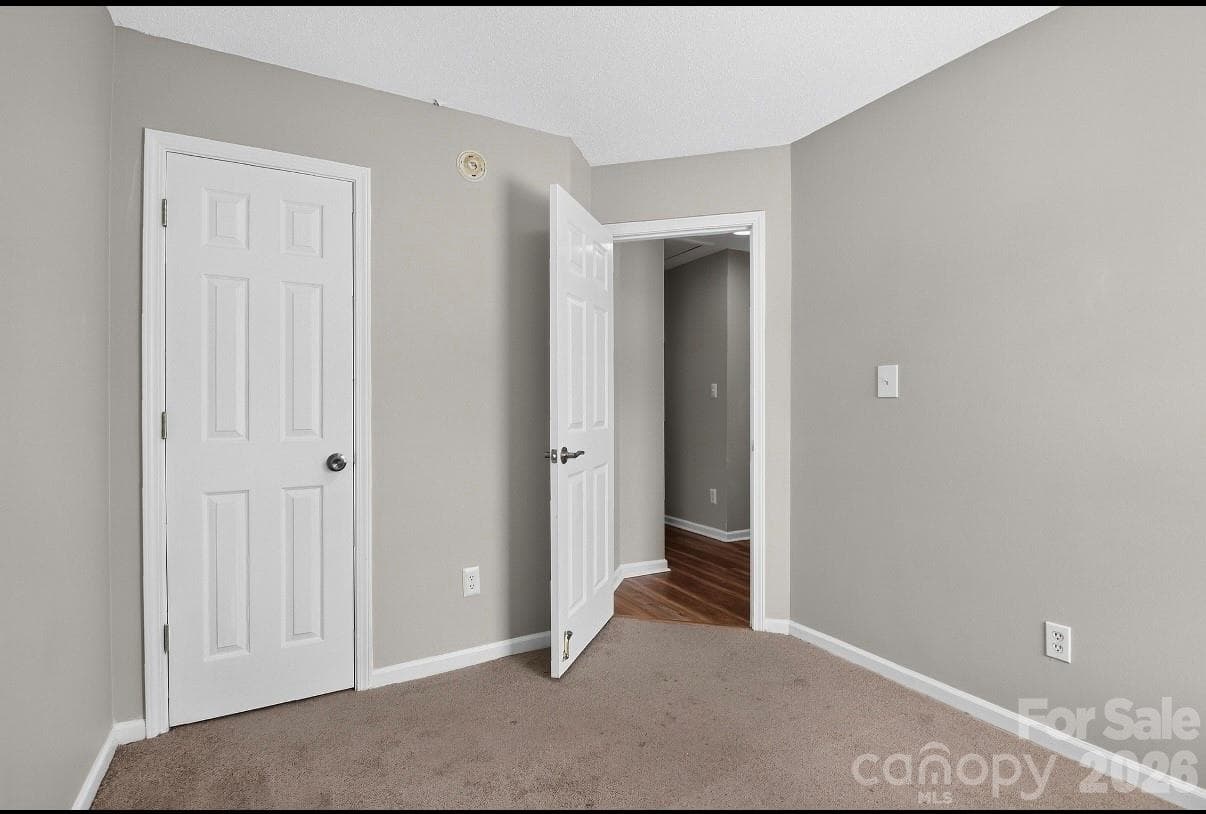 Single Family Residence at Charlotte, photo 23 of 37