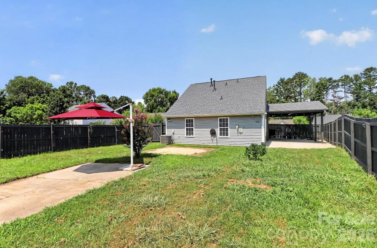 Single Family Residence at Charlotte, photo 36 of 37
