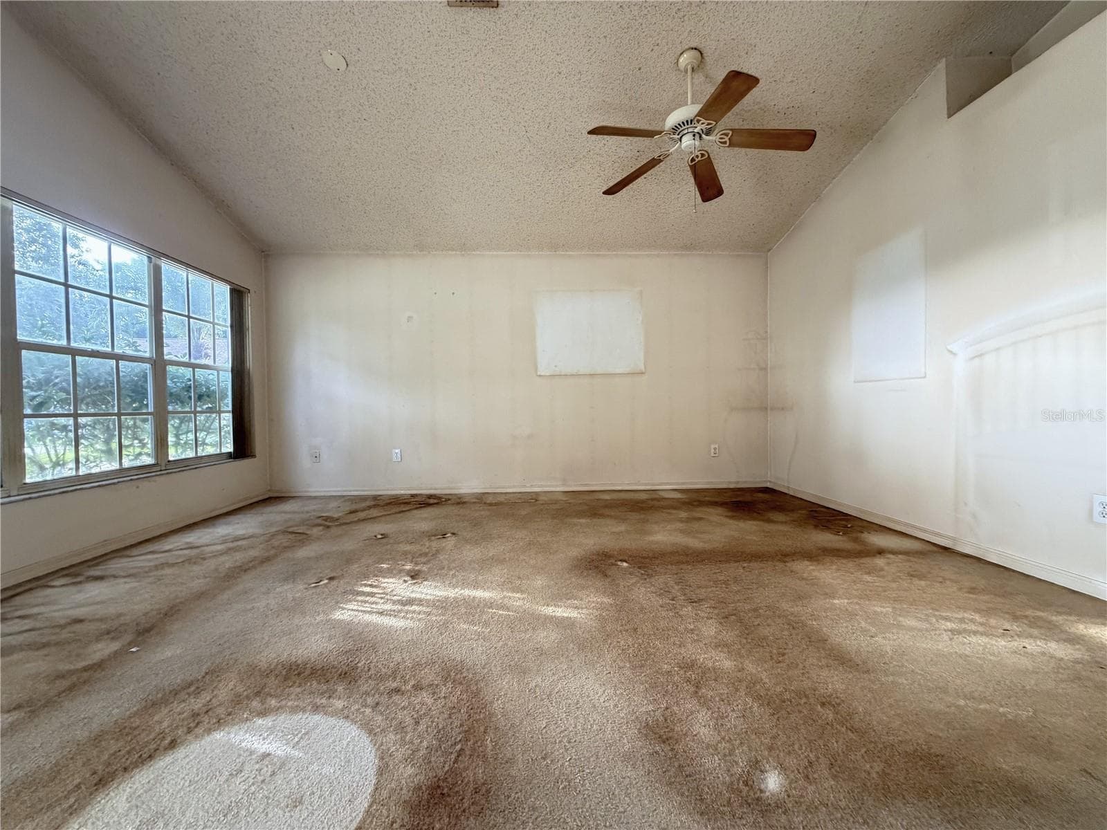 Single Family Residence at 6608 NORTHHAVEN CT, RIVERVIEW, photo 2 of 25