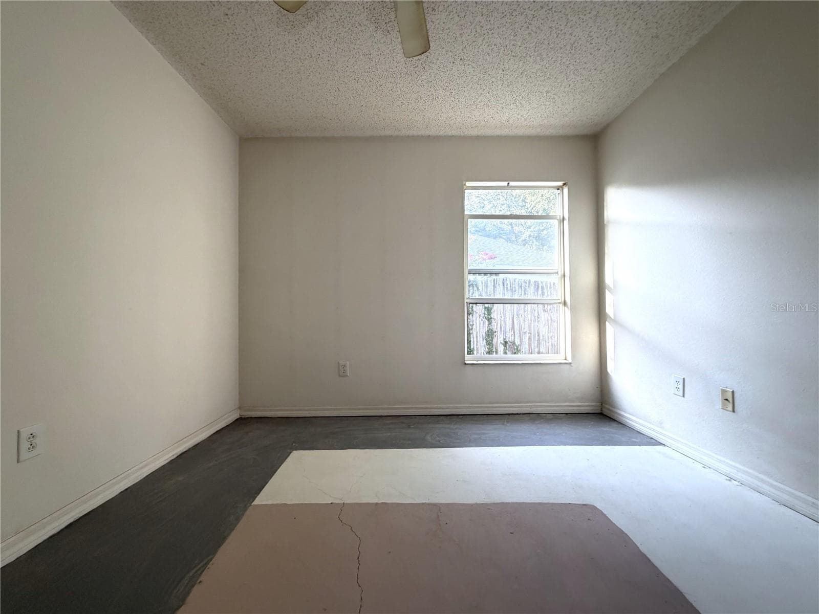 Single Family Residence at 6608 NORTHHAVEN CT, RIVERVIEW, photo 18 of 25