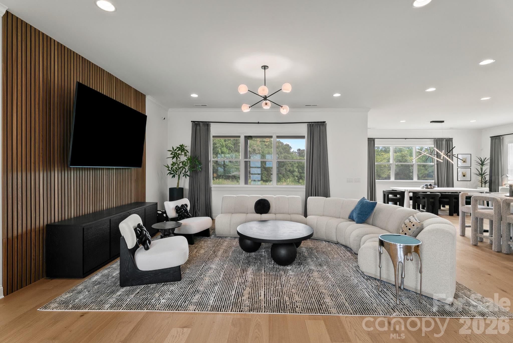 Spacious Living Room - 13944 Roosevelt Grove Drive, Huntersville