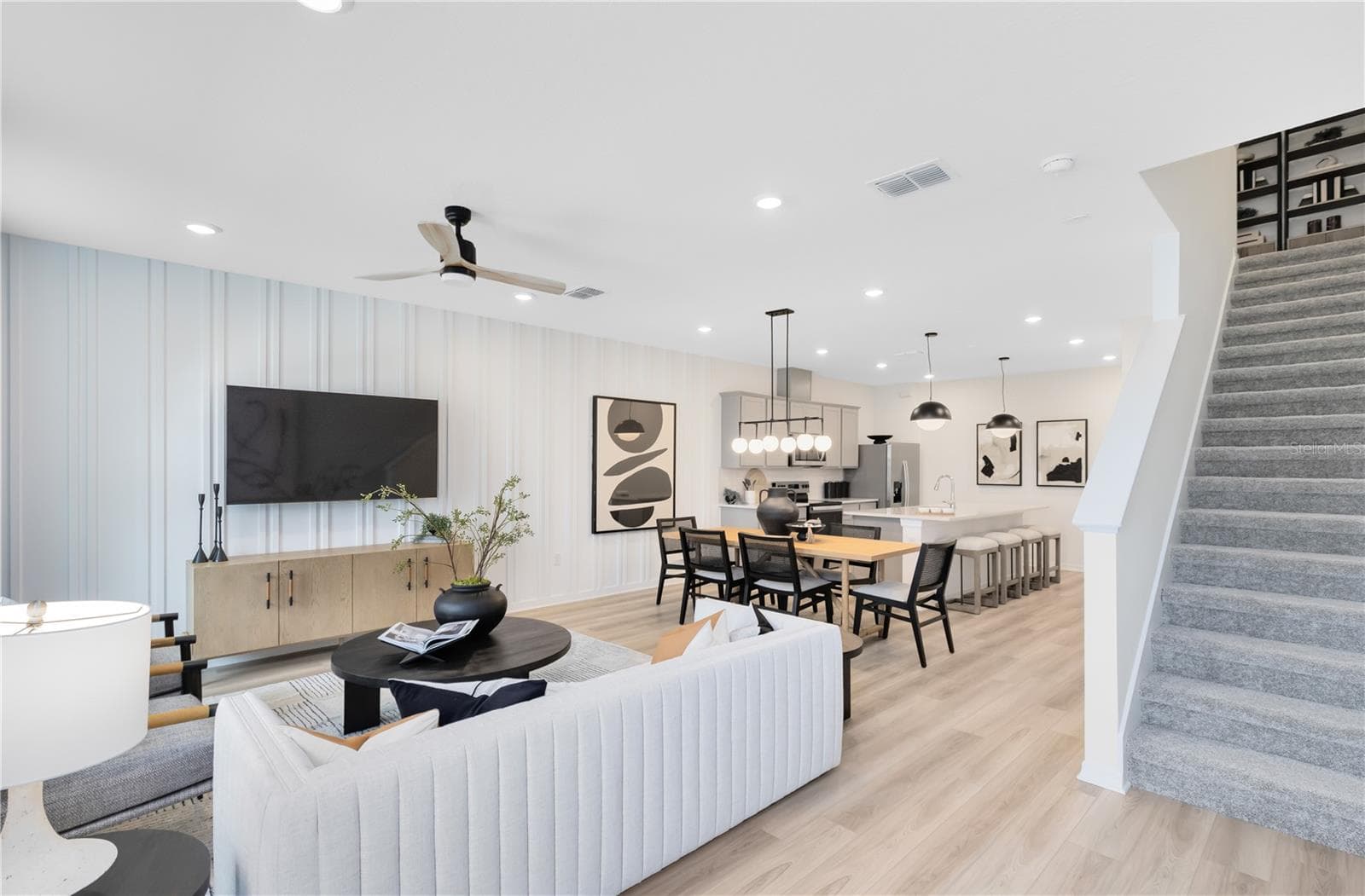 Model Home Design Only. Pictures and furnishings are for illustrative purposes only. Elevations, colors and options may vary. Furniture is for model home staging only. - 6262 SUNNY TIME AVENUE, WINTER GARDEN