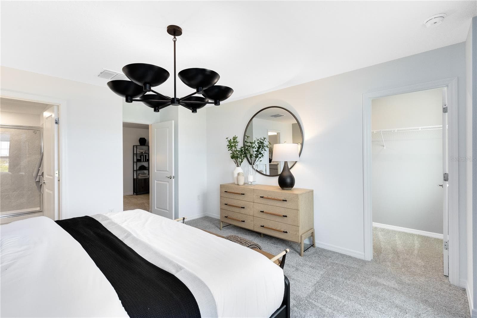 Model Home Design Only. Pictures and furnishings are for illustrative purposes only. Elevations, colors and options may vary. Furniture is for model home staging only. - 6262 SUNNY TIME AVENUE, WINTER GARDEN