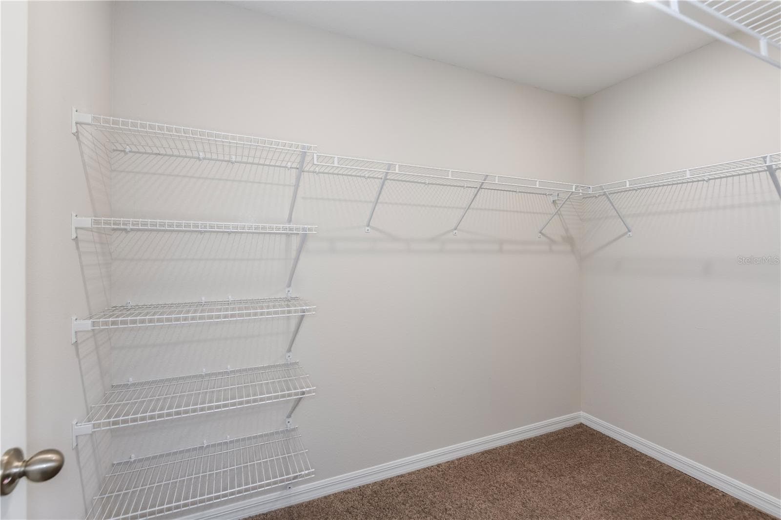 Single Family Residence at 9888 PELICAN COAST DR, DADE CITY, photo 8 of 27