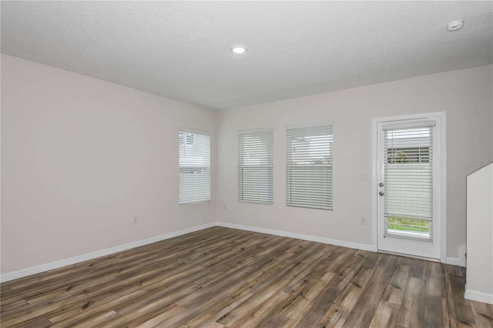 Single Family Residence at 9888 PELICAN COAST DR, DADE CITY, photo 15 of 27
