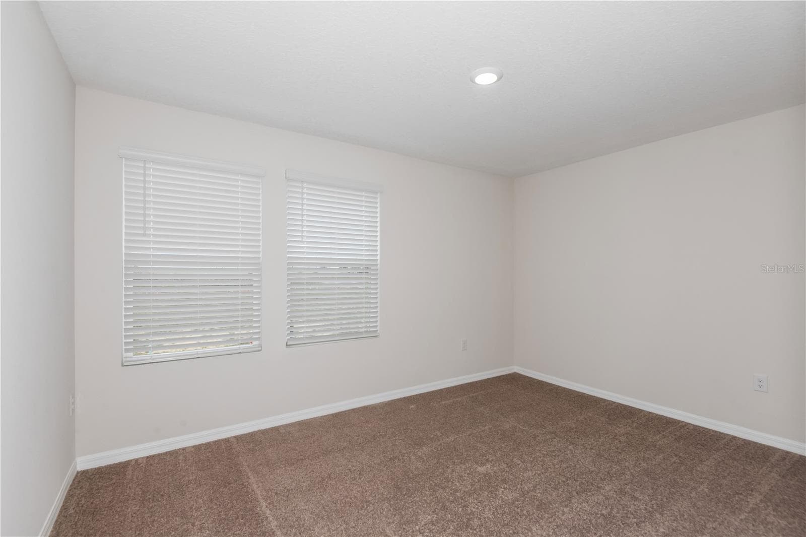 Single Family Residence at 9888 PELICAN COAST DR, DADE CITY, photo 17 of 27