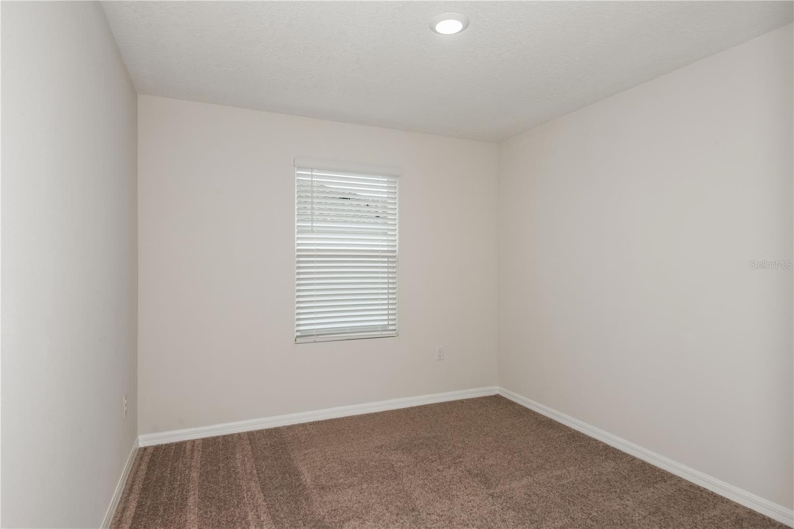 Single Family Residence at 9888 PELICAN COAST DR, DADE CITY, photo 19 of 27