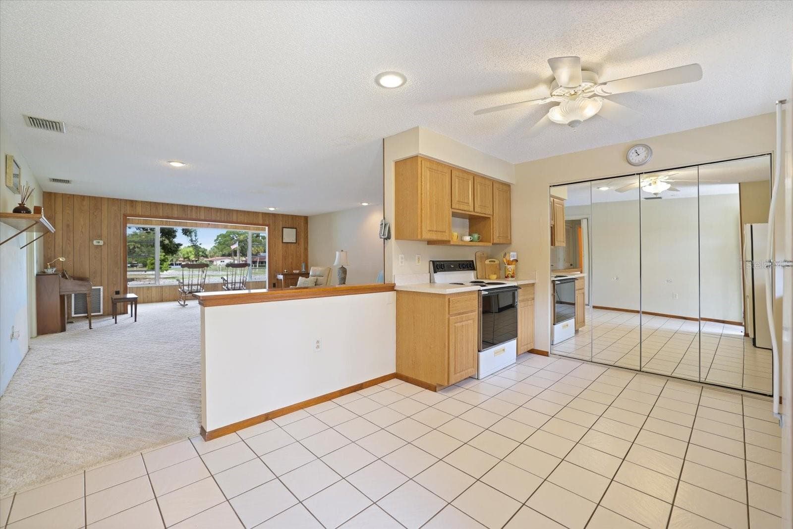 Condominium at 4438 NARRAGANSET TRL #98A, SARASOTA, photo 8 of 46