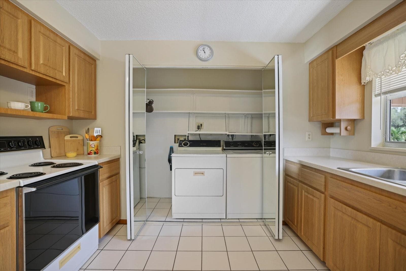 Condominium at 4438 NARRAGANSET TRL #98A, SARASOTA, photo 11 of 46
