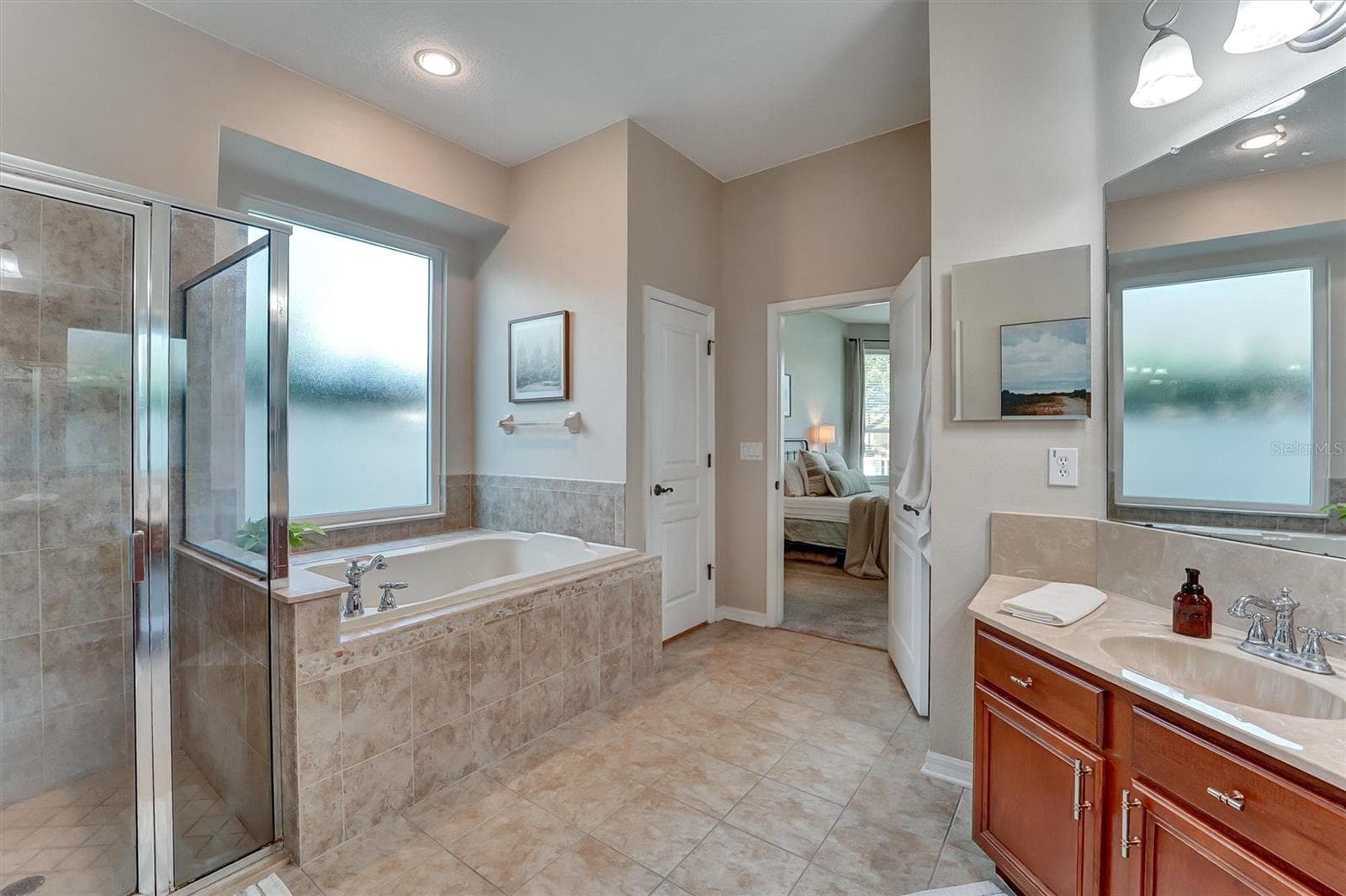 Master Bath - 7136 DERWENT GLEN CIR, LAND O LAKES