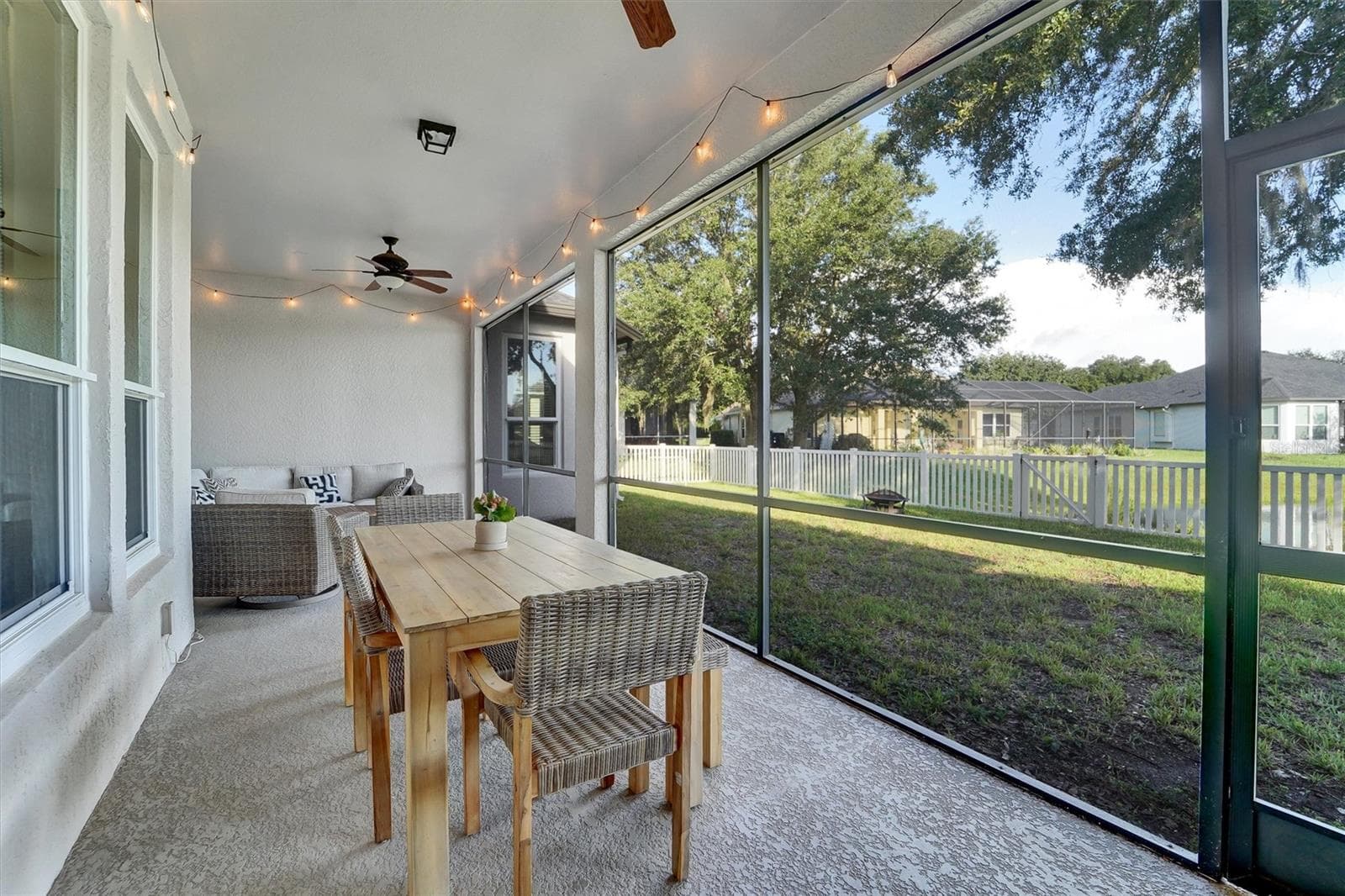 Lanai - 7136 DERWENT GLEN CIR, LAND O LAKES