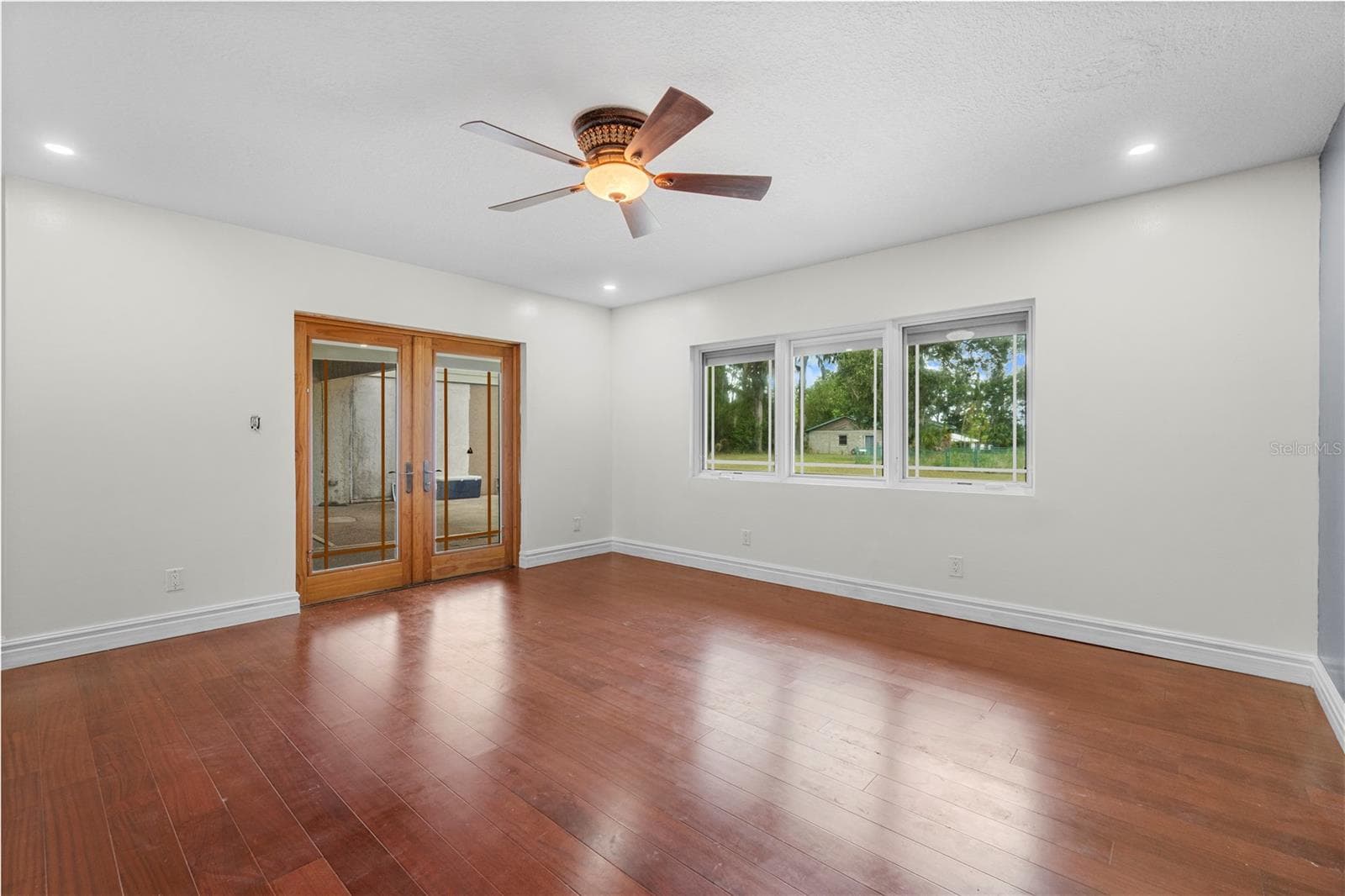 Master Bedroom - 3261 SE 41ST PL, OCALA