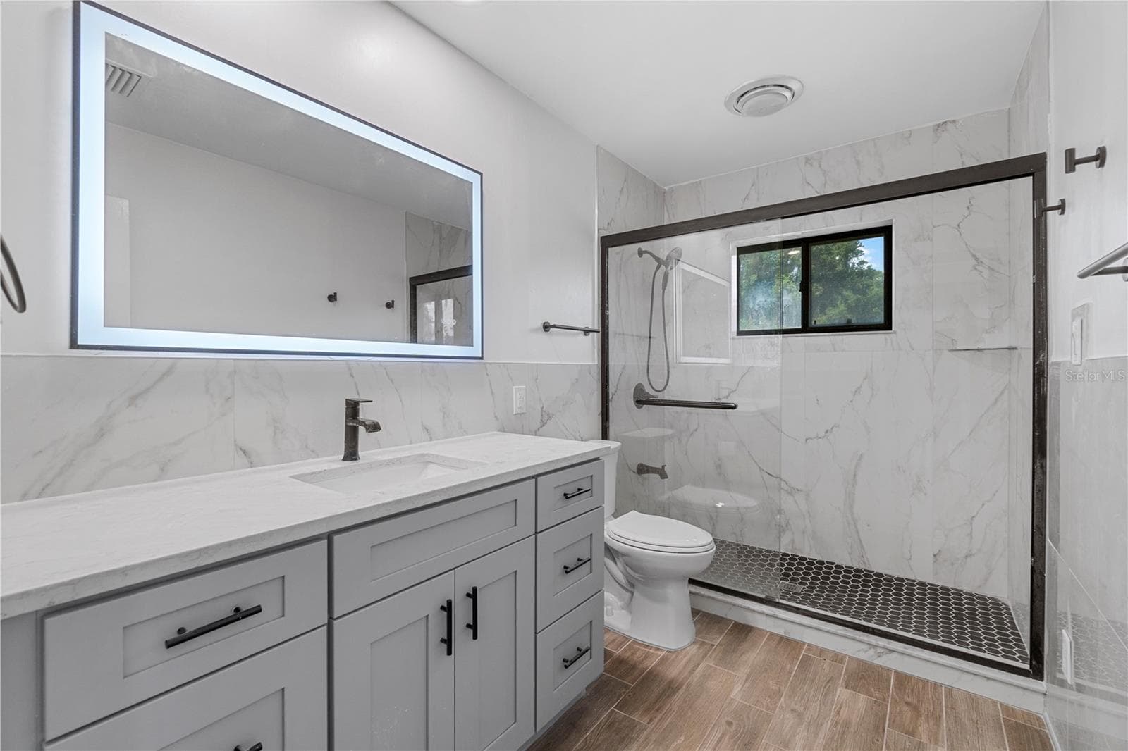 Master Bath - 3261 SE 41ST PL, OCALA