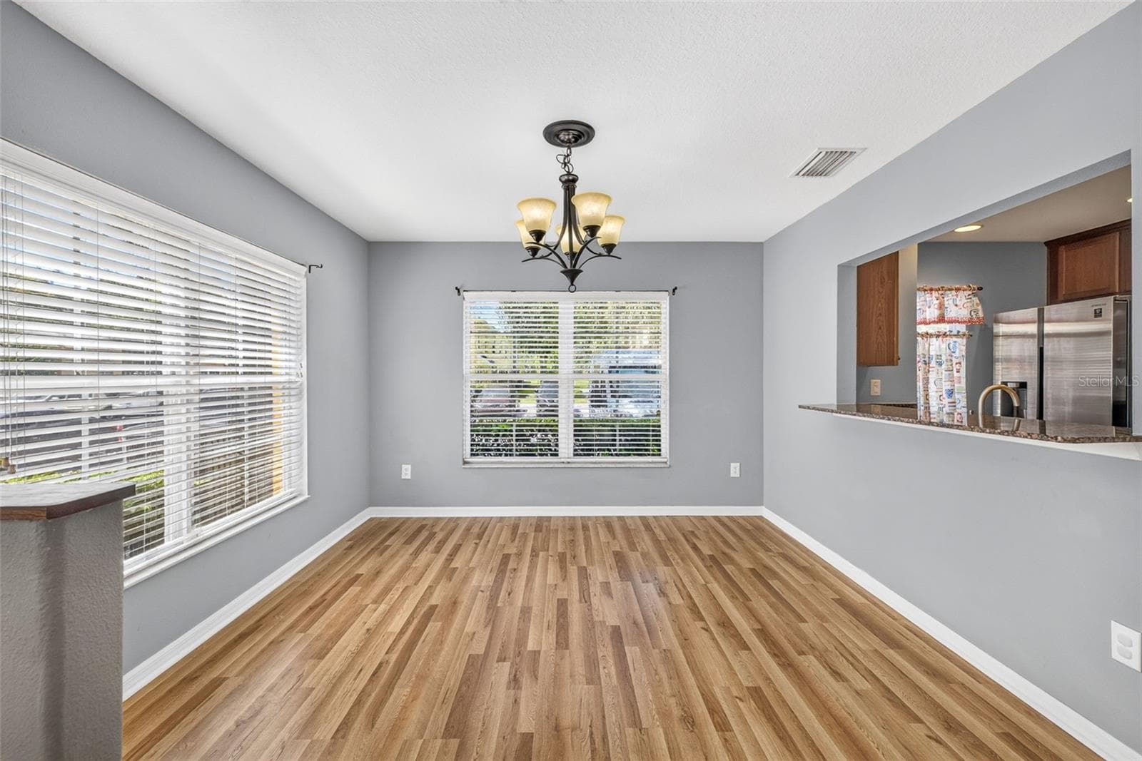 Townhouse at 37602 AARALYN RD, ZEPHYRHILLS, photo 11 of 42