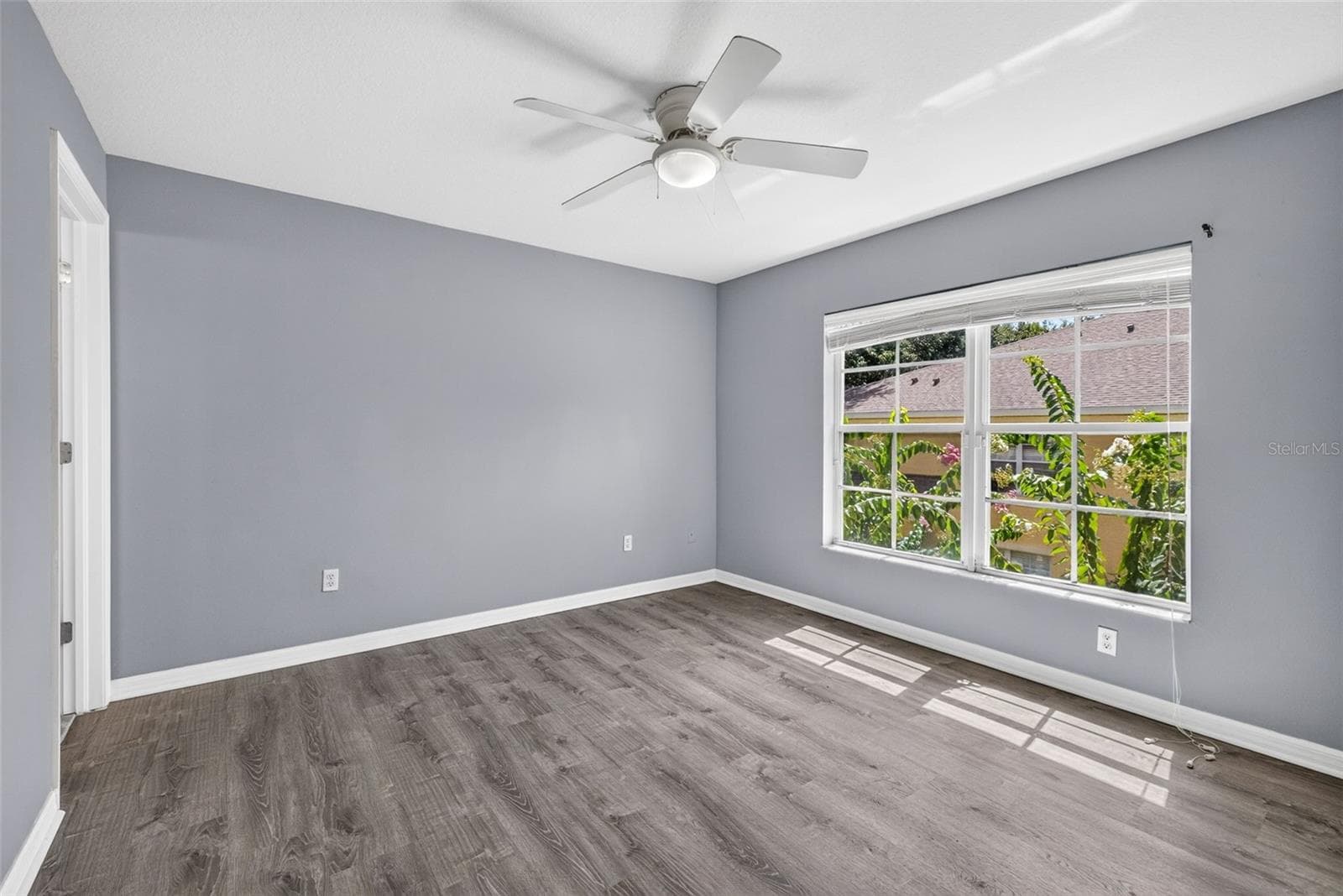 Townhouse at 37602 AARALYN RD, ZEPHYRHILLS, photo 33 of 42