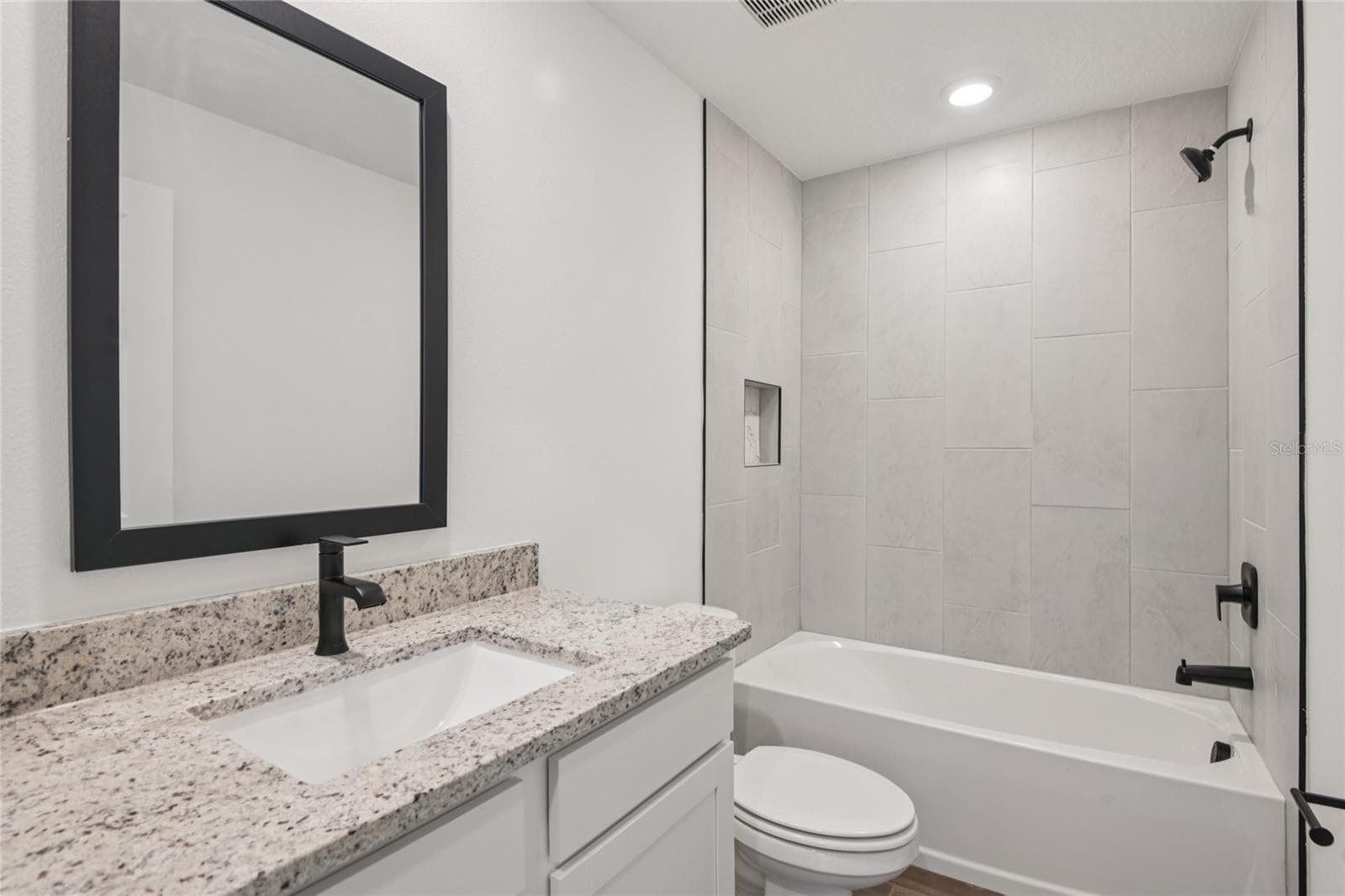 Single Family Residence at 13331 CANADA GOOSE RD, WEEKI WACHEE, photo 10 of 14