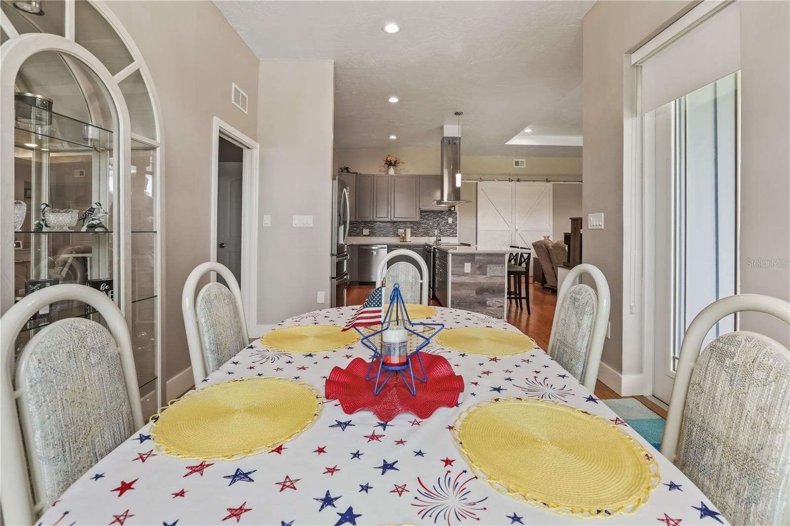 Dining Area - 306 CALENDAR ST, PORT CHARLOTTE