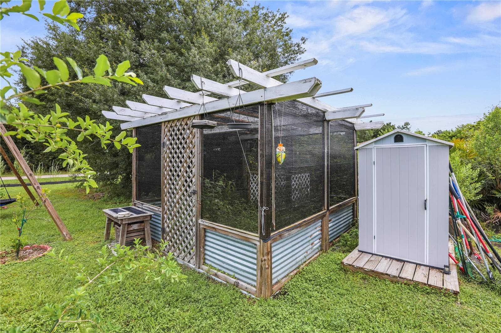 Private Garden - 306 CALENDAR ST, PORT CHARLOTTE