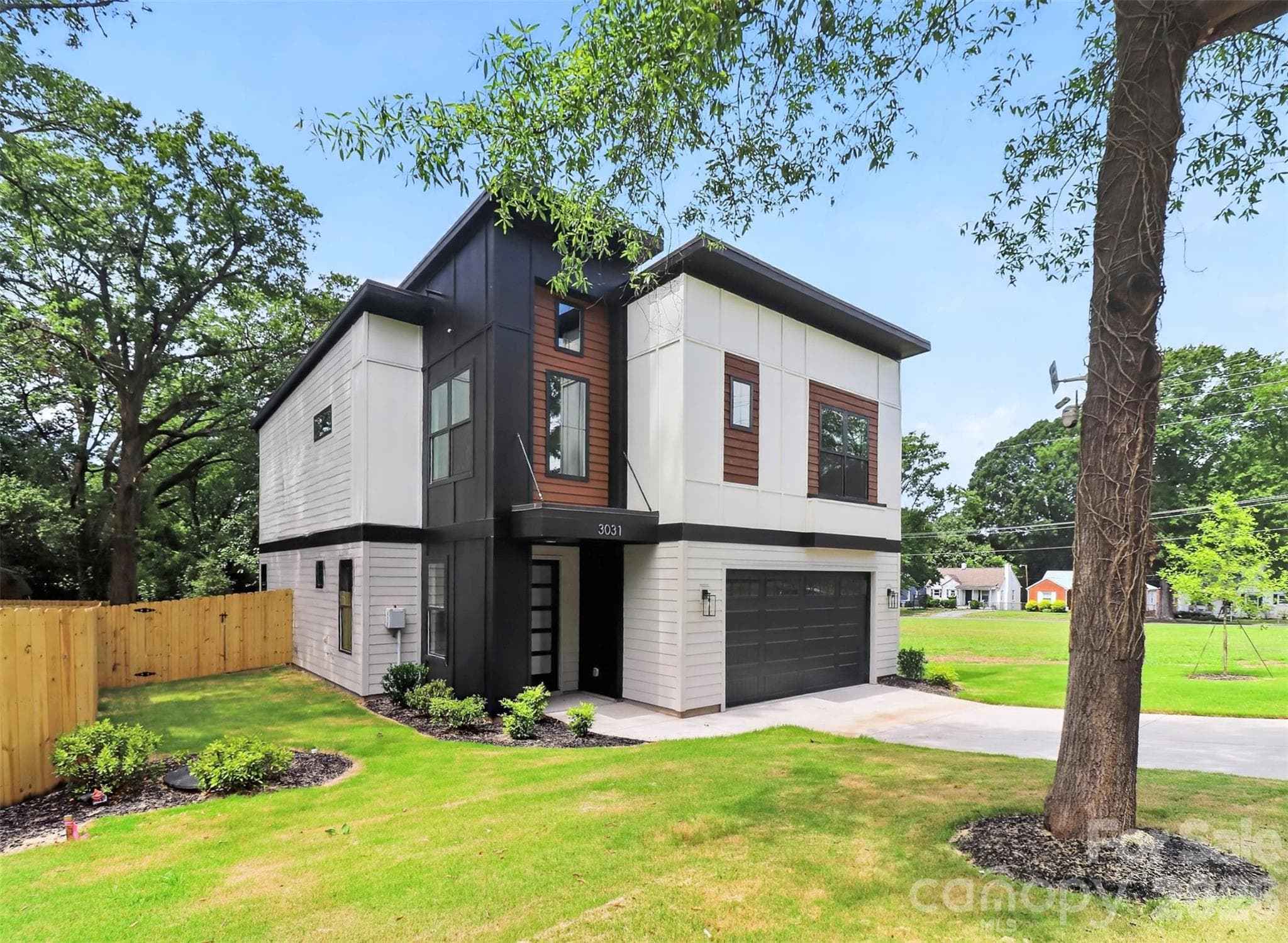 Single Family Residence at Charlotte, photo 2 of 42