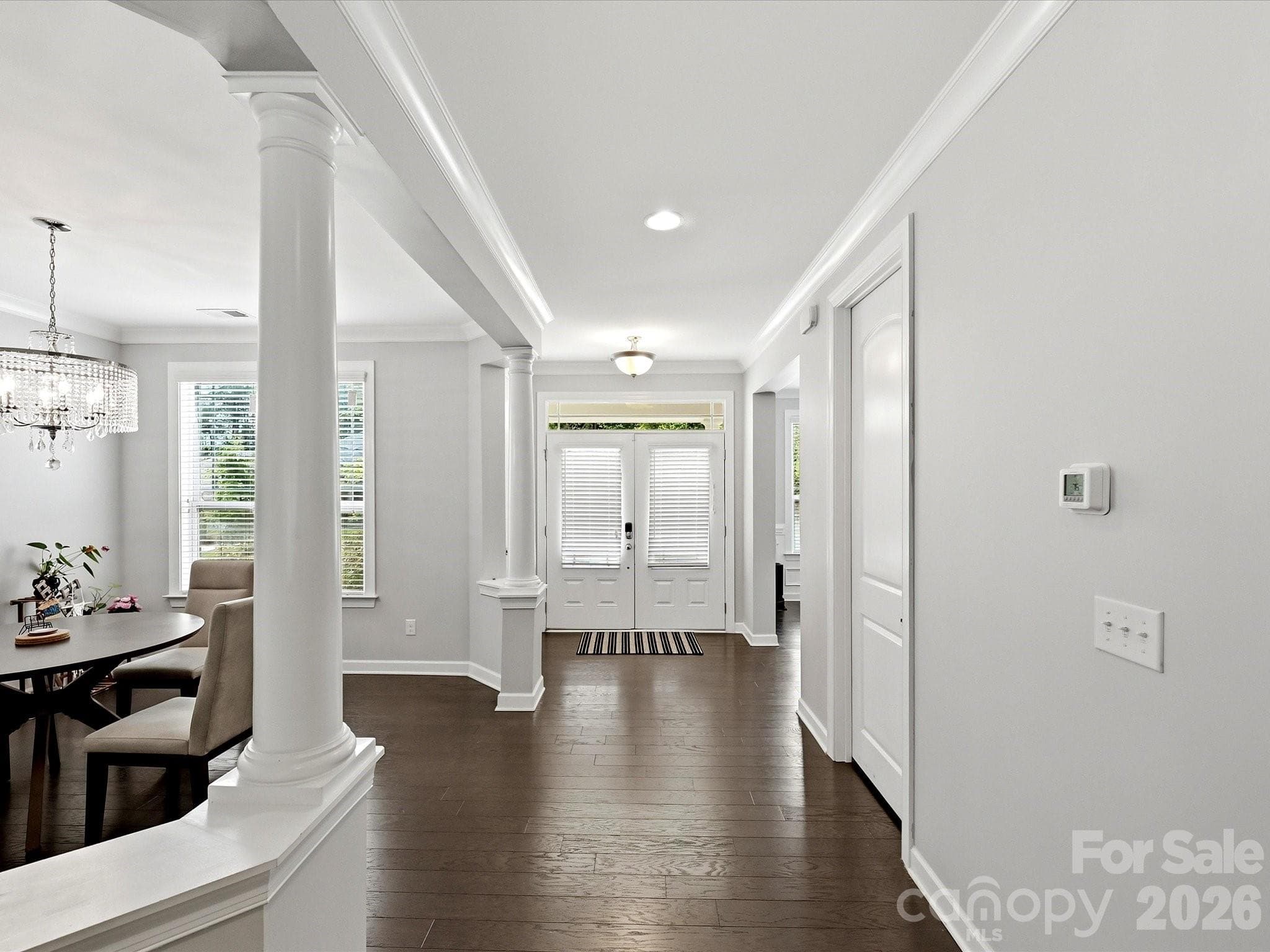 Single Family Residence at 2657 Cheverny Place, Concord, photo 4 of 37