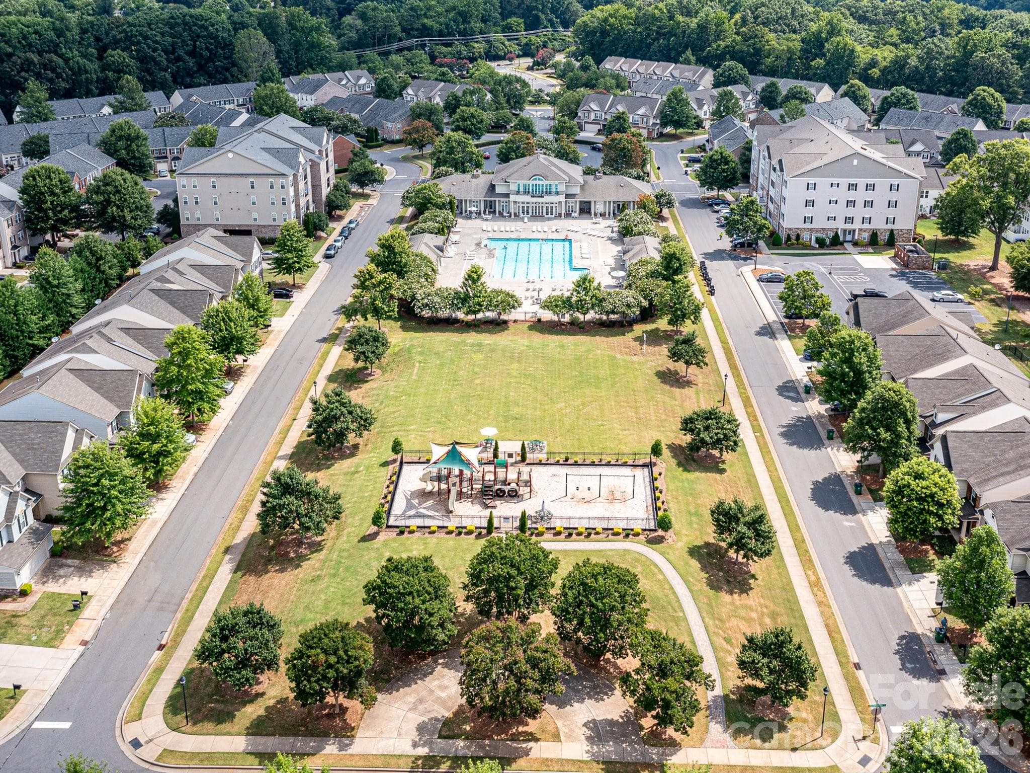 Townhouse at 6017 Carrollton Lane, Charlotte, photo 42 of 48