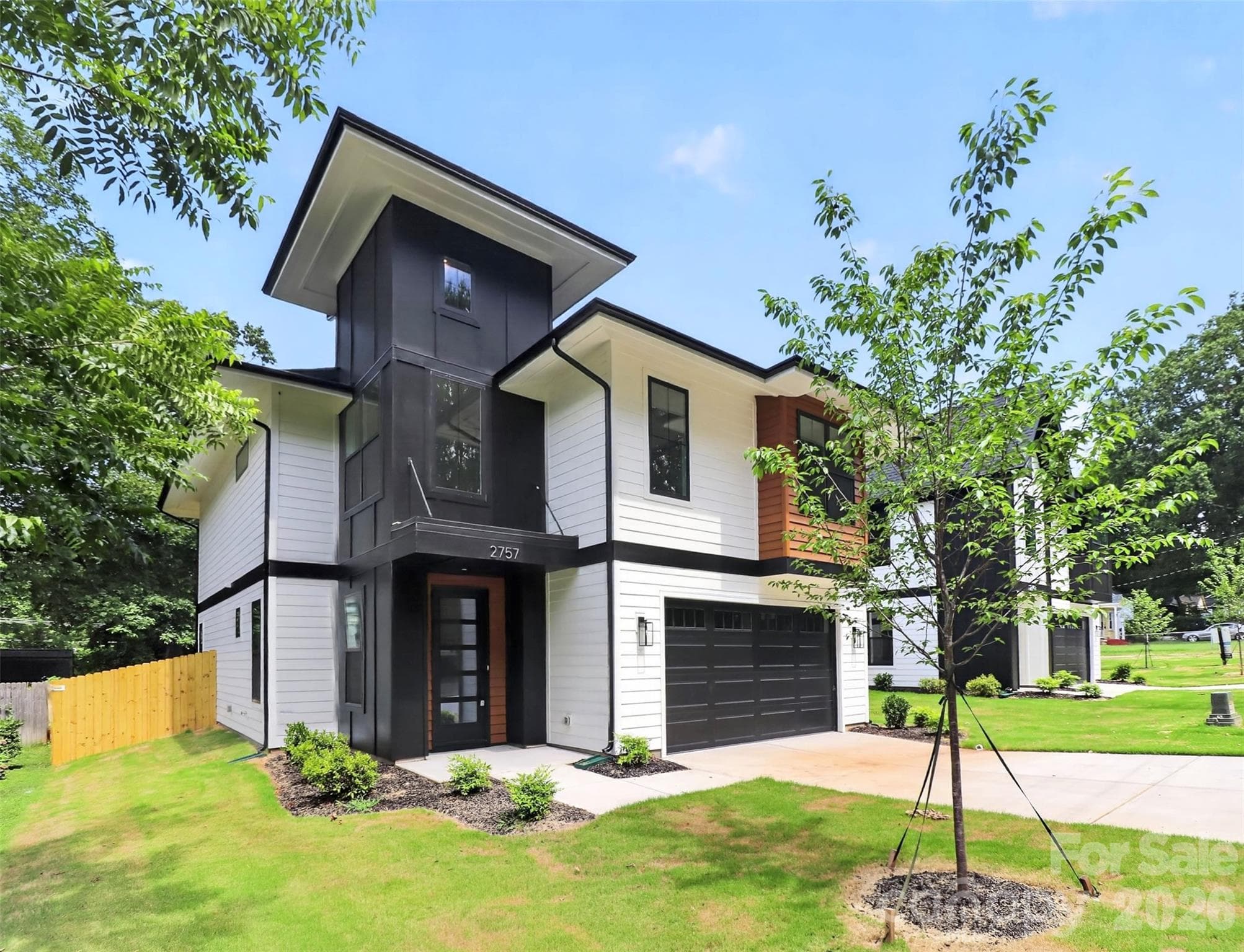 Single Family Residence at Charlotte, photo 2 of 45