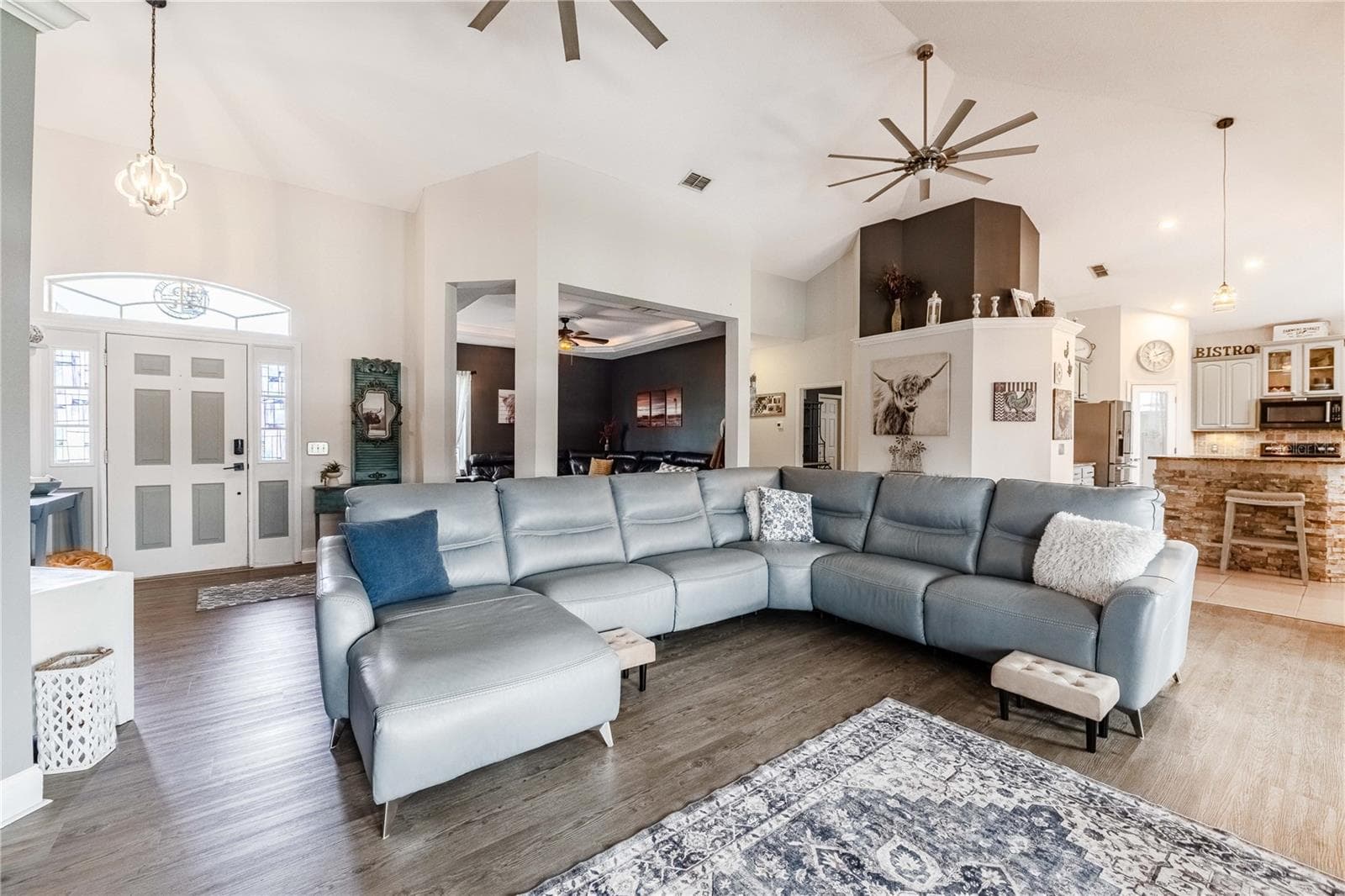 View of front entry from Family Room - 4280 TURNER RD, MULBERRY