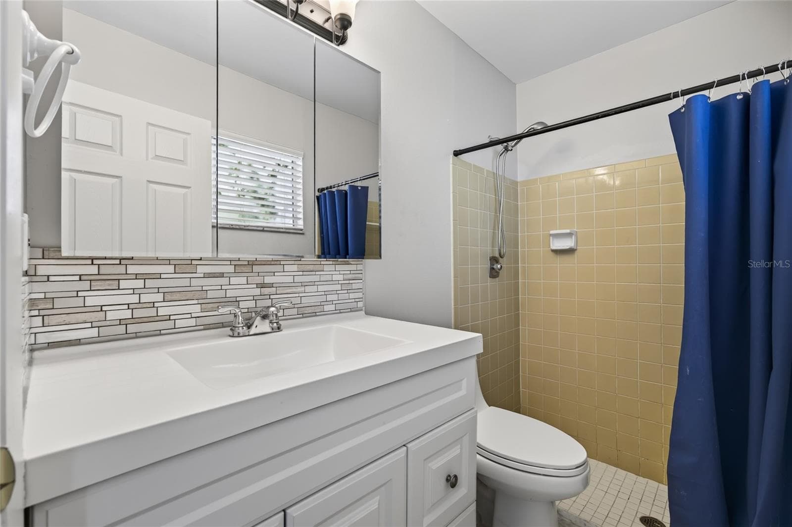 Single Family Residence at 6789 MIRO CT, NORTH PORT, photo 17 of 33