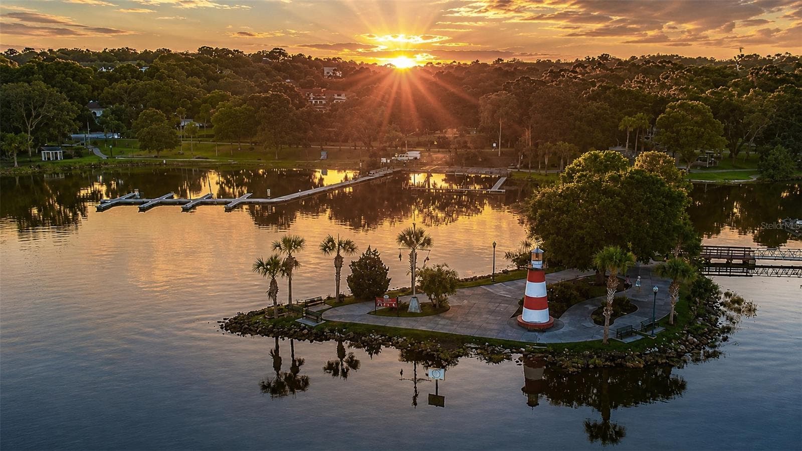 Mount Dora Lighthouse at sunrise - 8027 SAINT ANDREWS WAY, MOUNT DORA