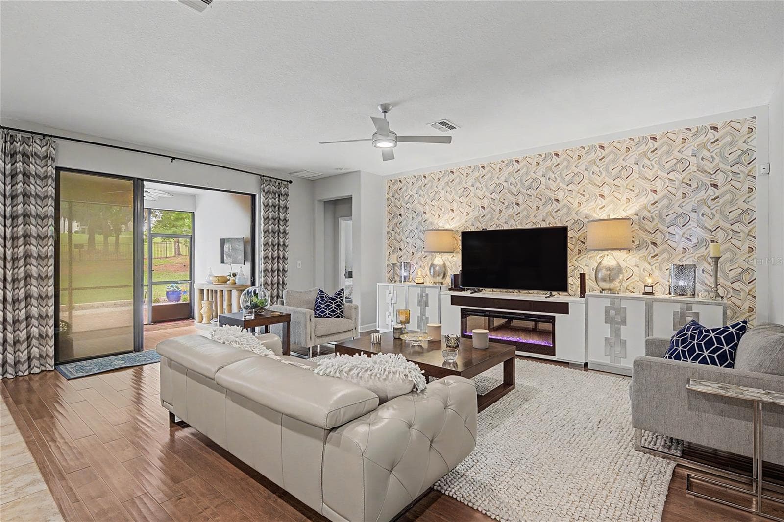 Great Room with sliding doors to Lanai - 4926 SOUTHERN VALLEY LOOP, BROOKSVILLE