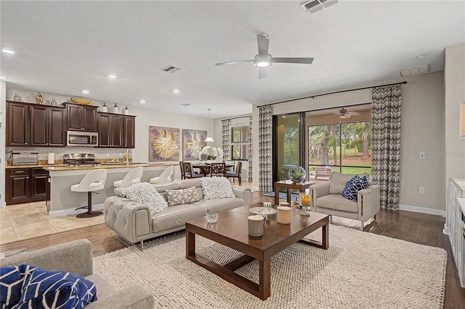 Great space to BE!! - 4926 SOUTHERN VALLEY LOOP, BROOKSVILLE