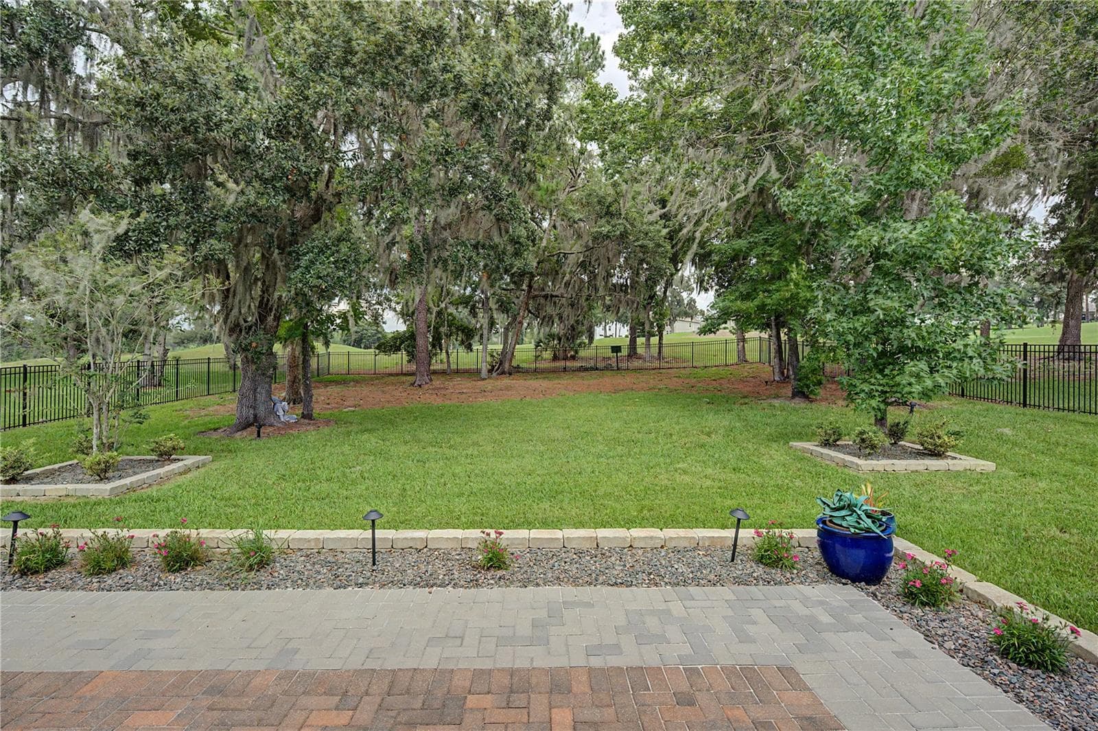 Lush backyard - 4926 SOUTHERN VALLEY LOOP, BROOKSVILLE
