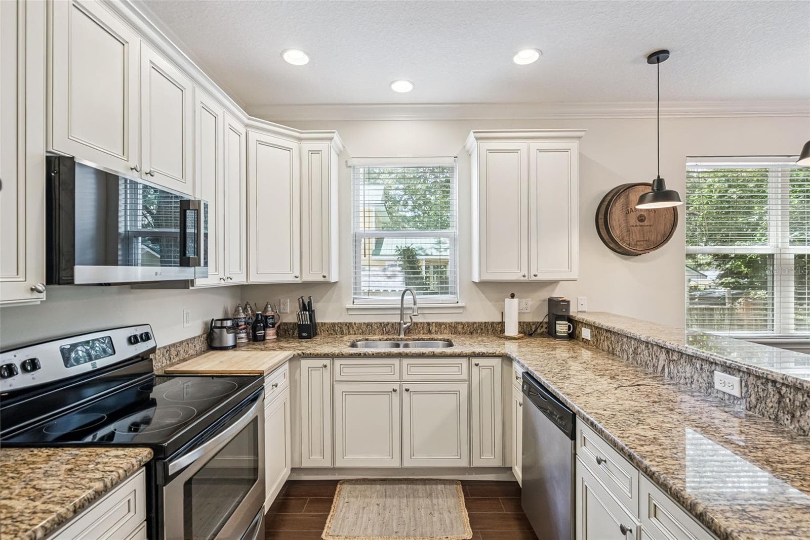 Townhouse at 2508 E CHURCH ST, ORLANDO, photo 10 of 22