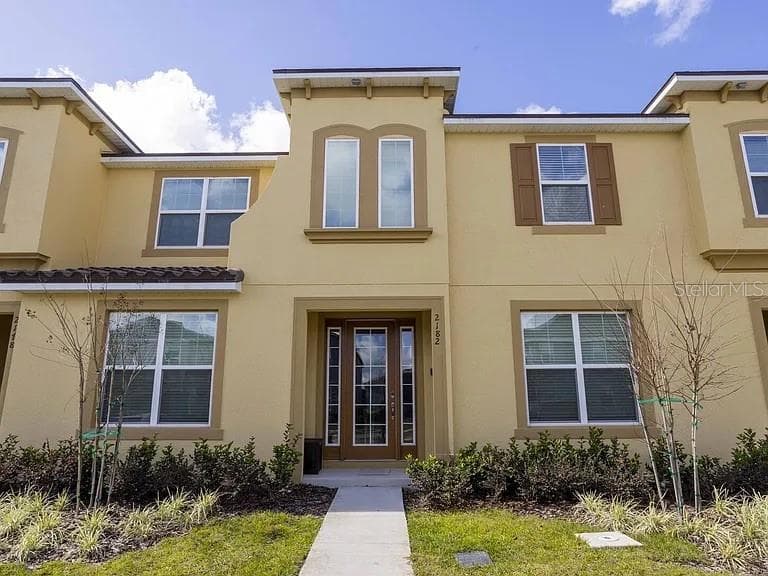2182 FLEMING MIST PL