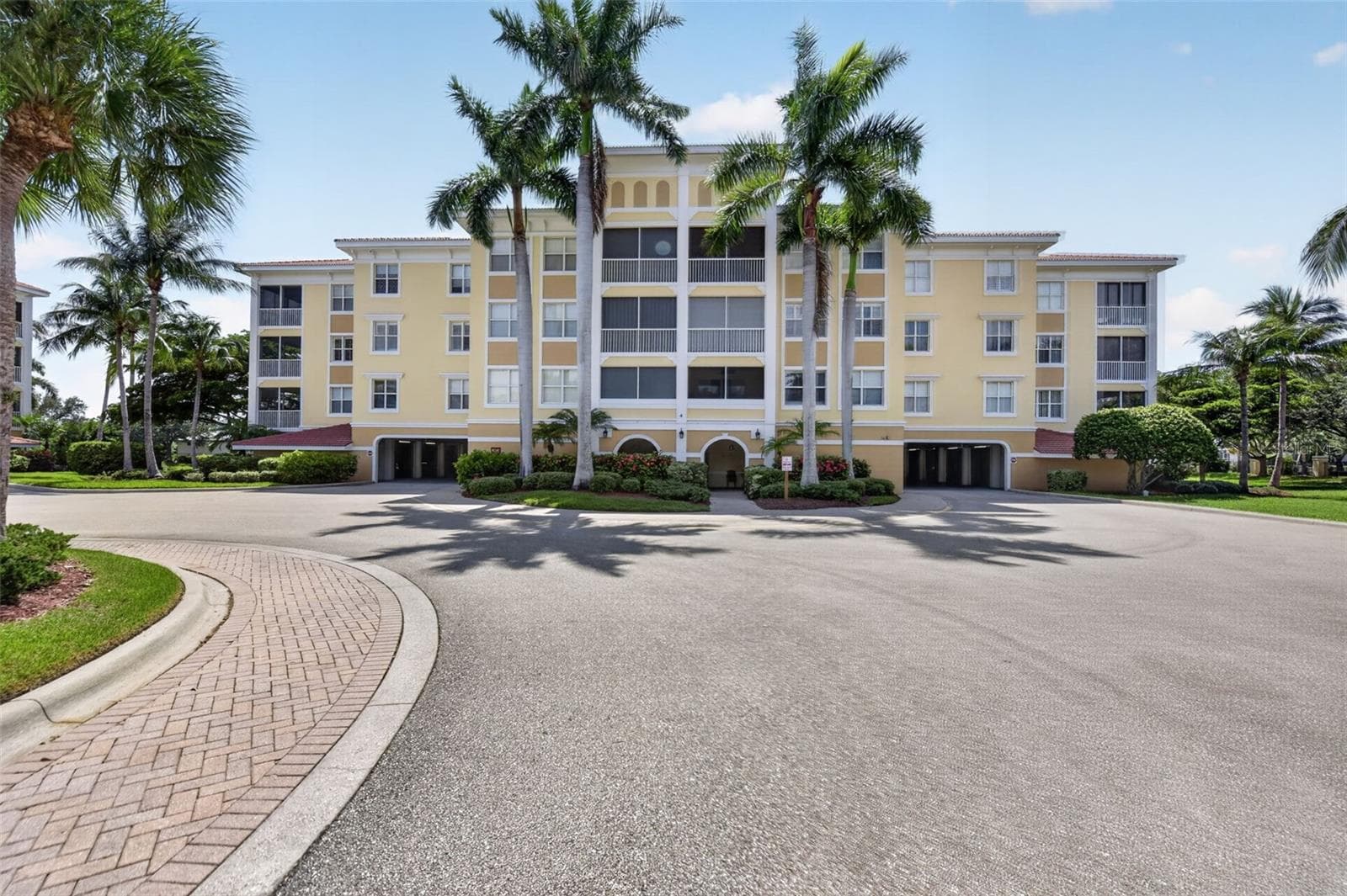 Condominium at 255 WEST END DR #4308, PUNTA GORDA, photo 3 of 63