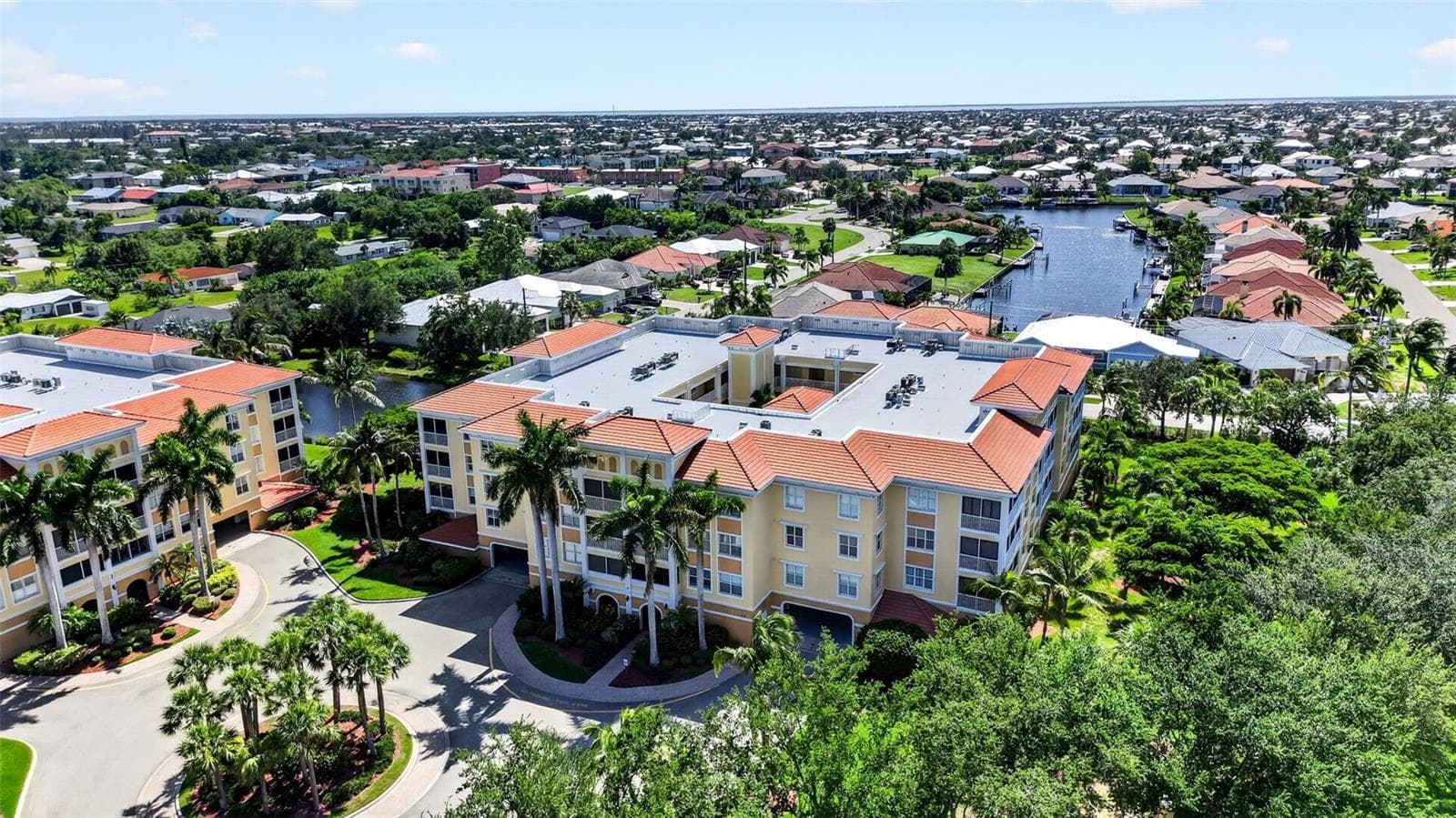 Condominium at 255 WEST END DR #4308, PUNTA GORDA, photo 5 of 63