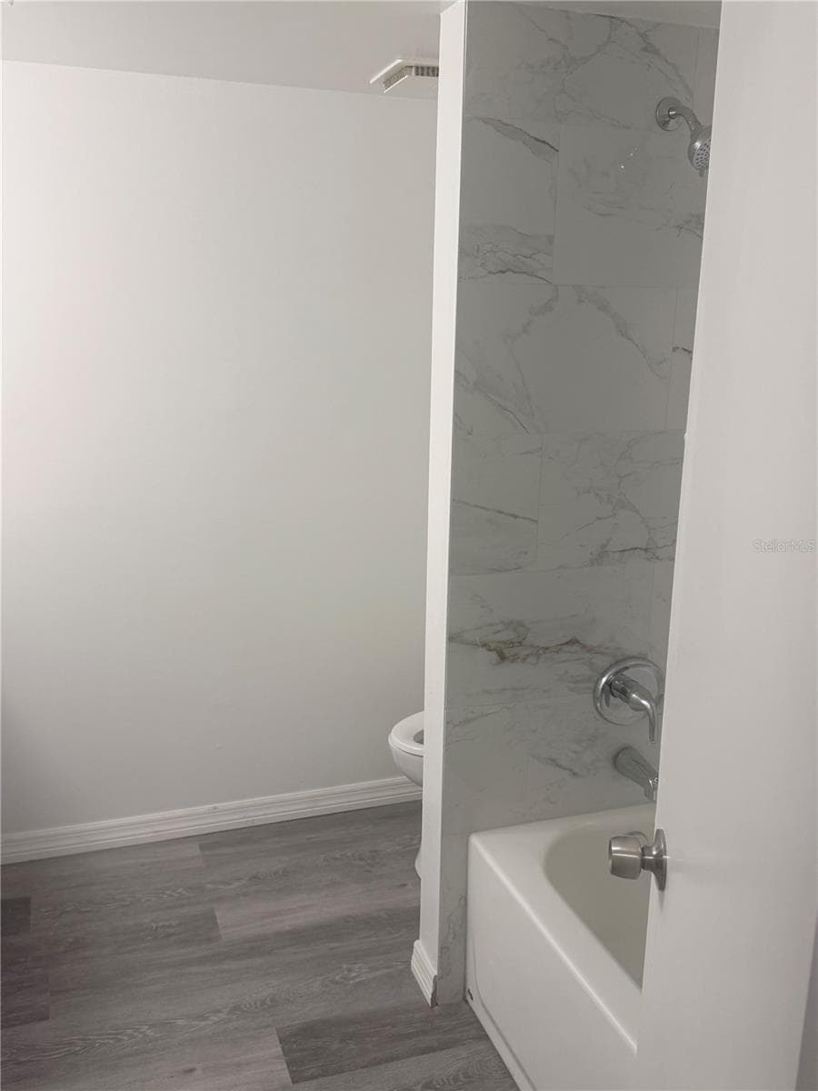 Condominium at 4530 LIGHTHOUSE CIR #22, ORLANDO, photo 9 of 14