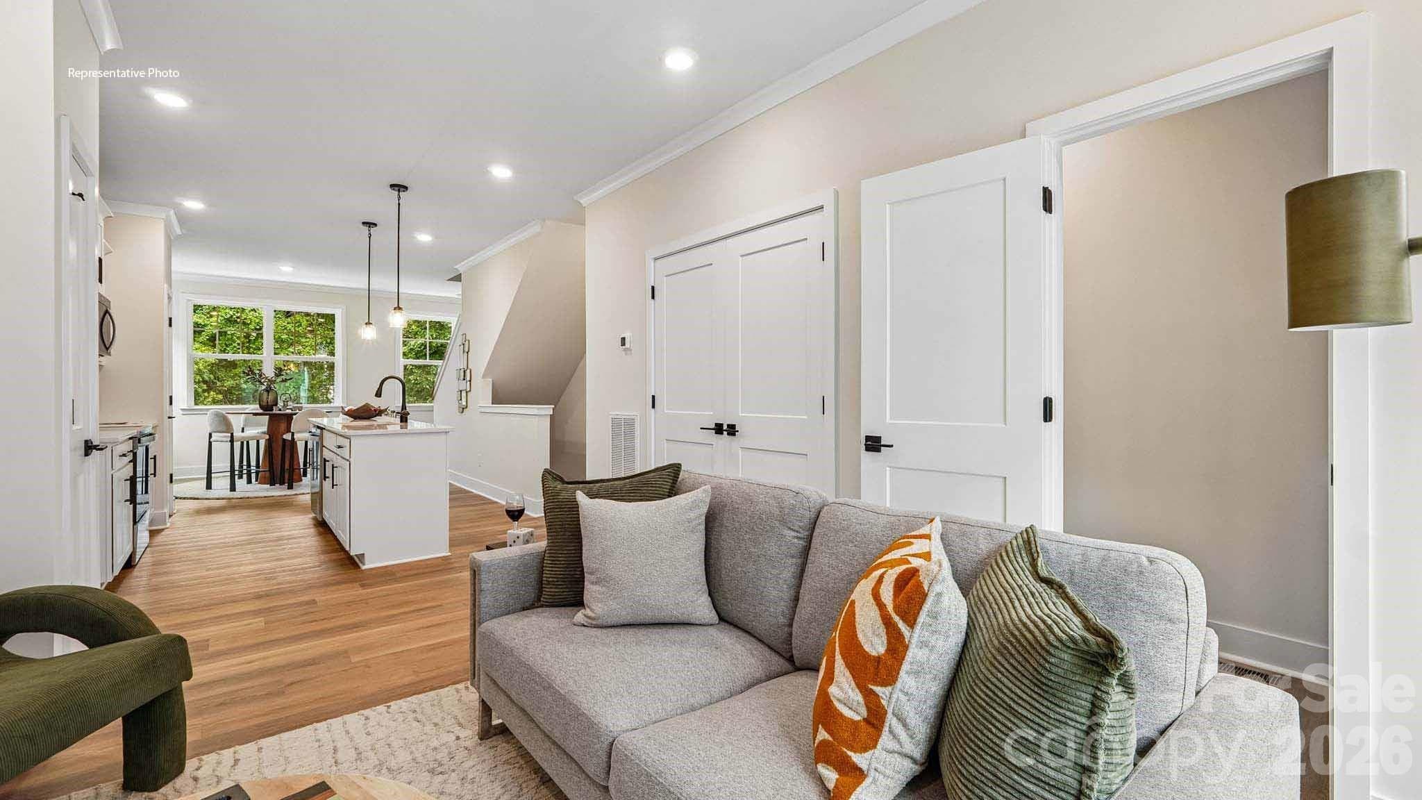 Townhouse at 821 Hammers Lane, Charlotte, photo 6 of 25