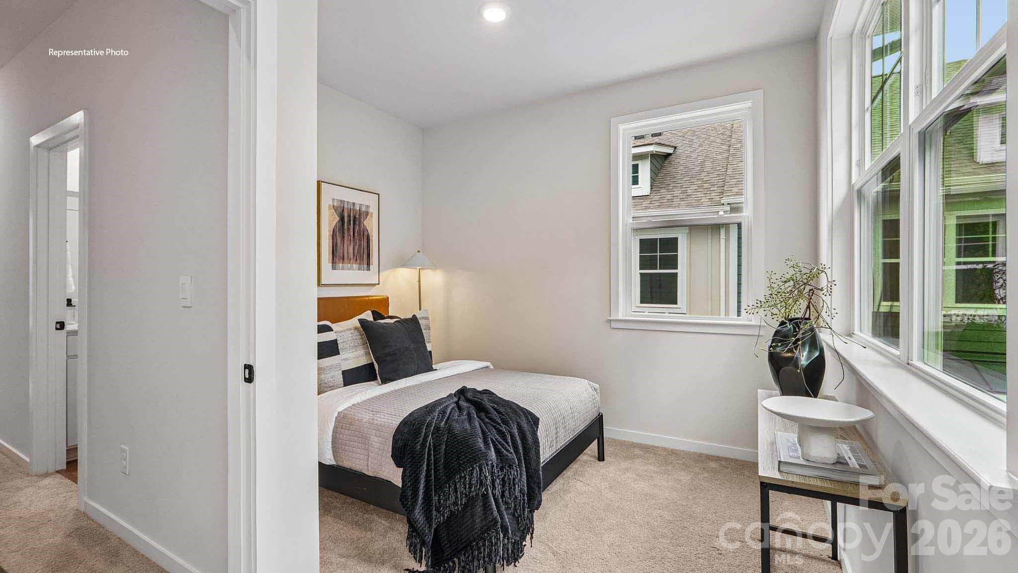 Townhouse at 821 Hammers Lane, Charlotte, photo 21 of 25