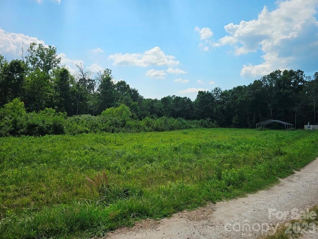189 Border Road W
