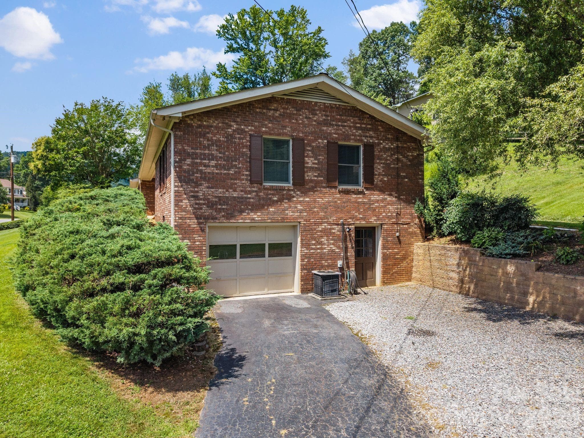Single Family Residence at 44 Green Drive, Waynesville, photo 43 of 48