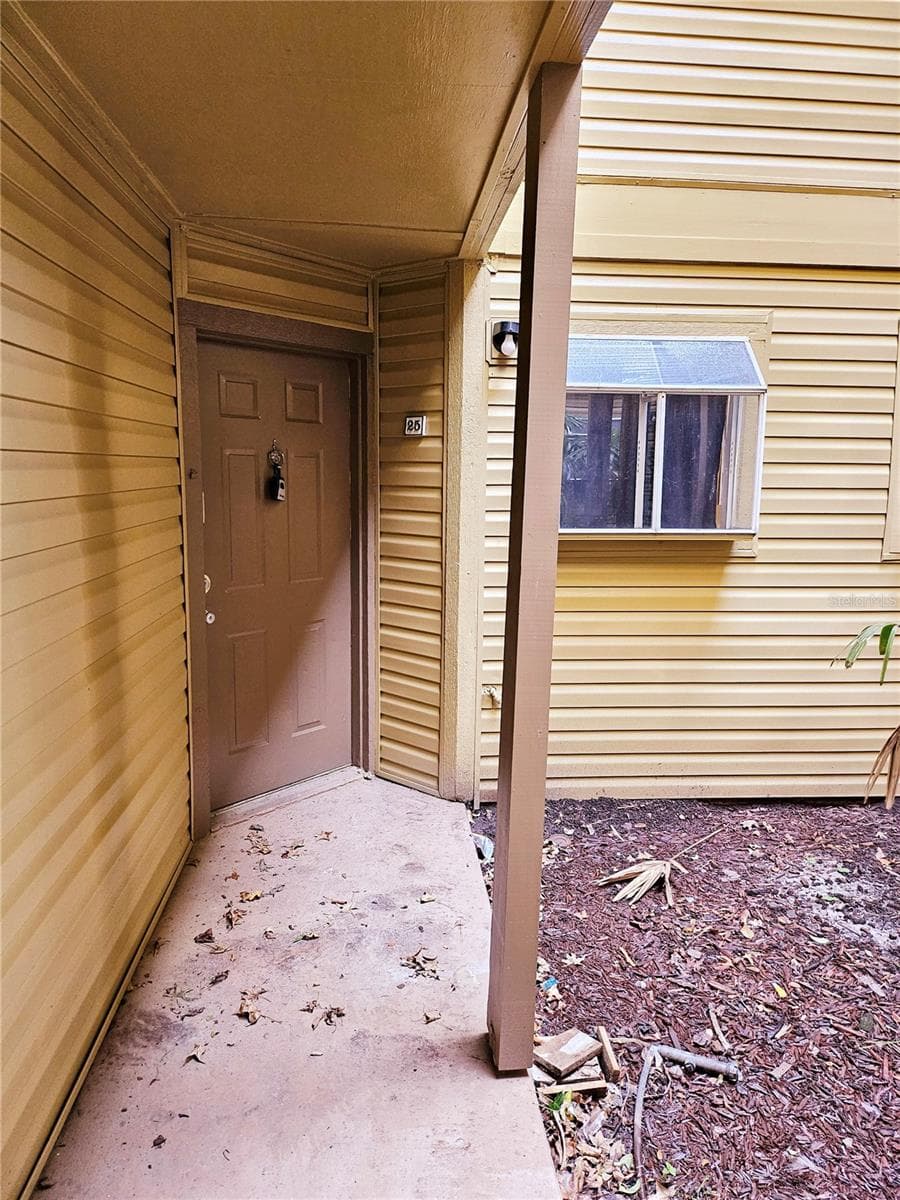 1916 LAKE ATRIUMS CIR #25