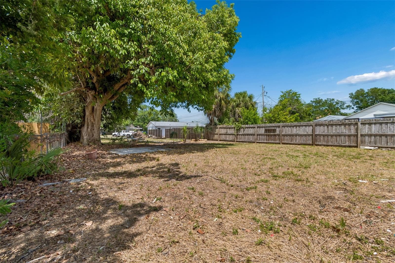 Single Family Residence at 517 HAMPTON AVE NE, ST PETERSBURG, photo 32 of 33