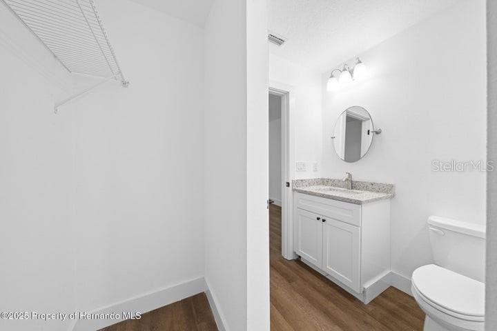 primary bathroom - 12470 BARNEVELDE ROAD, WEEKI WACHEE